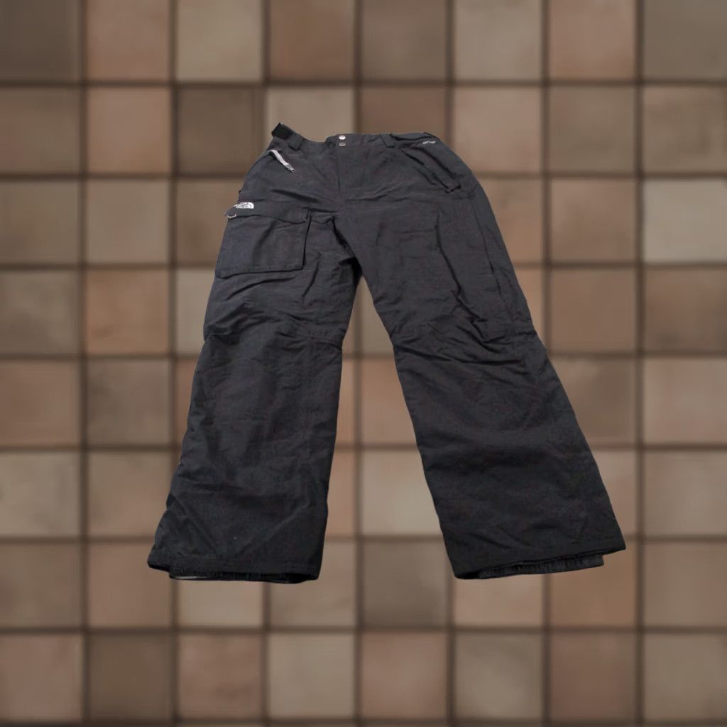 The North Face VINTAGE The North Face Pants Women L Snow Insulated Nylon Hyvent Black 30 in Inseam Snow Pants Womens L Size 36" / US 14 / IT 50 - 1 Thumbnail