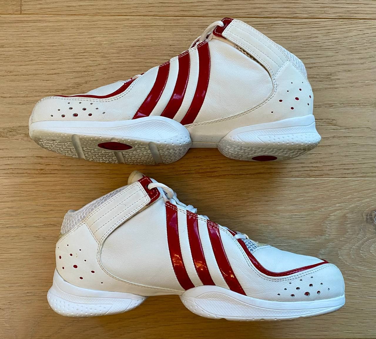 Adidas RARE 2005 Adidas adiPRENE basketball shoes. Size W8US/6,5UK Size US 7 / EU 40 - 3 Thumbnail