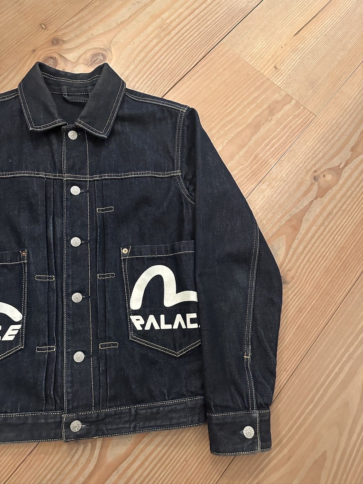 Evisu × Palace Palace X Evisu Classic Seagull Denim Jacket Indigo Raw Size US S / EU 44-46 / 1 - 2 Thumbnail
