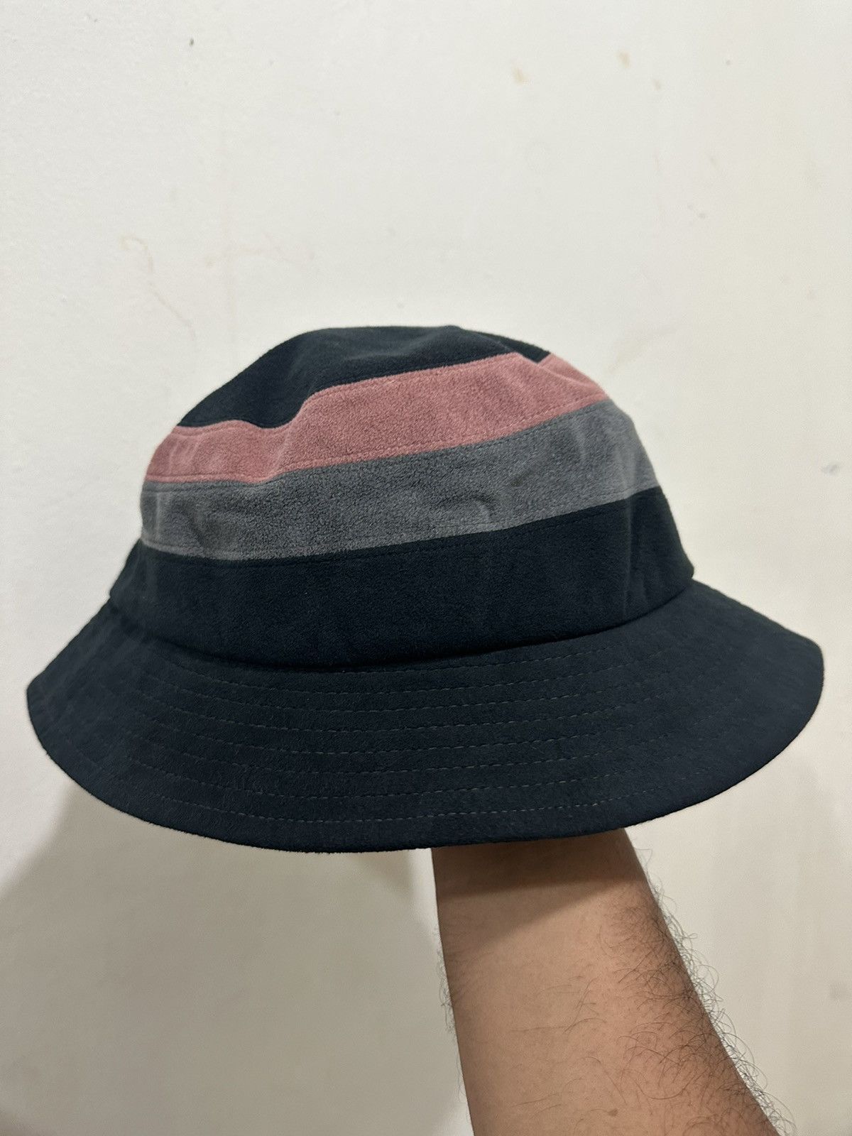 Vintage VTG Givenchy PLAY Bucket Hat Size ONE SIZE - 3 Thumbnail