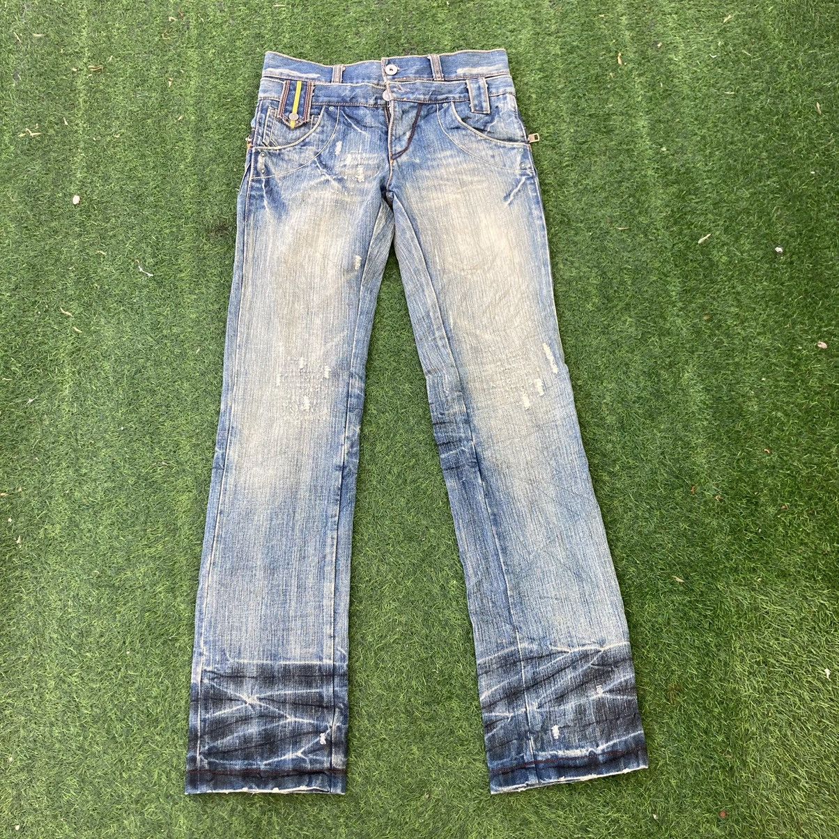 If Six Was Nine HERITAGE STONE FLARED DISTRESSED JEANS Size US 30 / EU 46 - 1 Thumbnail