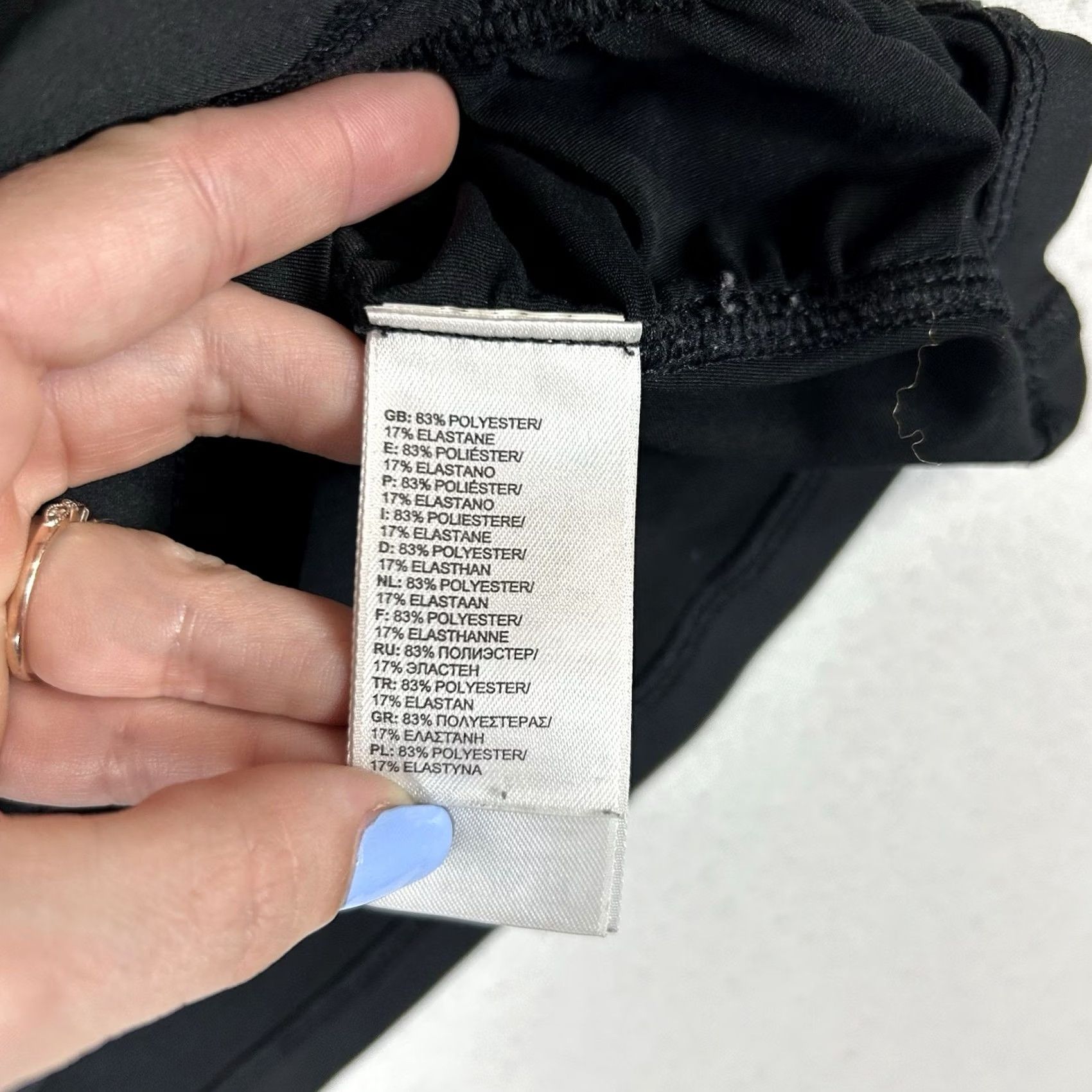 The North Face The North Face Long Sleeve Shirt Womens M Black Athletic Compression Base Layer Crew Neck Pullover Training Size M / US 6-8 / IT 42-44 - 5 Thumbnail