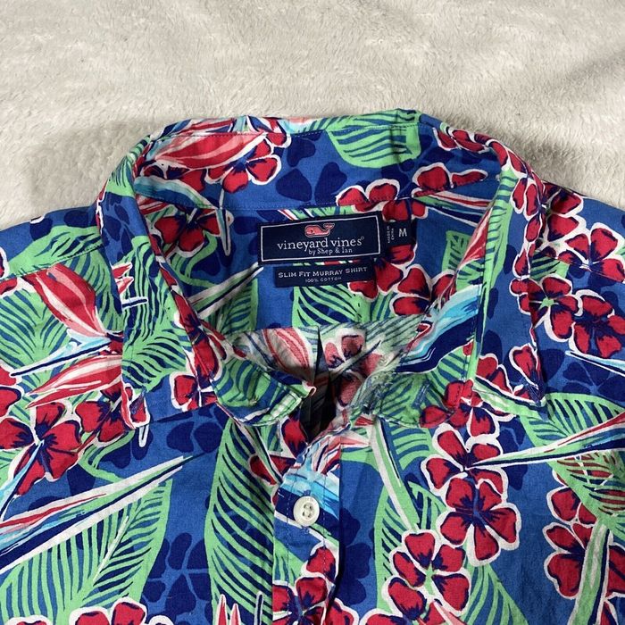 Vineyard vines hotsell hawaiian shirt