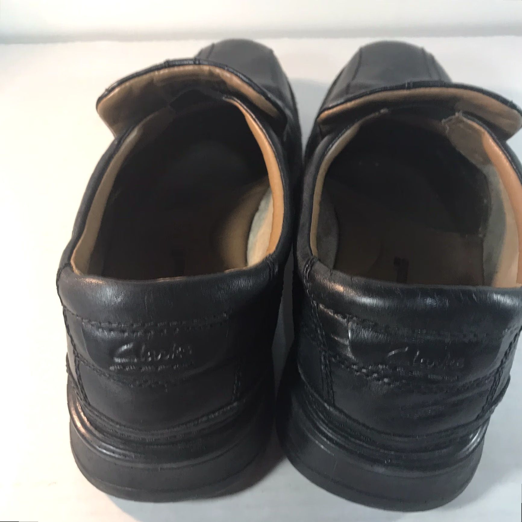 Clarks Clarks Black Leather Loafers Mens Size 10 Casual City Activewear Size US 10 / EU 43 - 3 Thumbnail