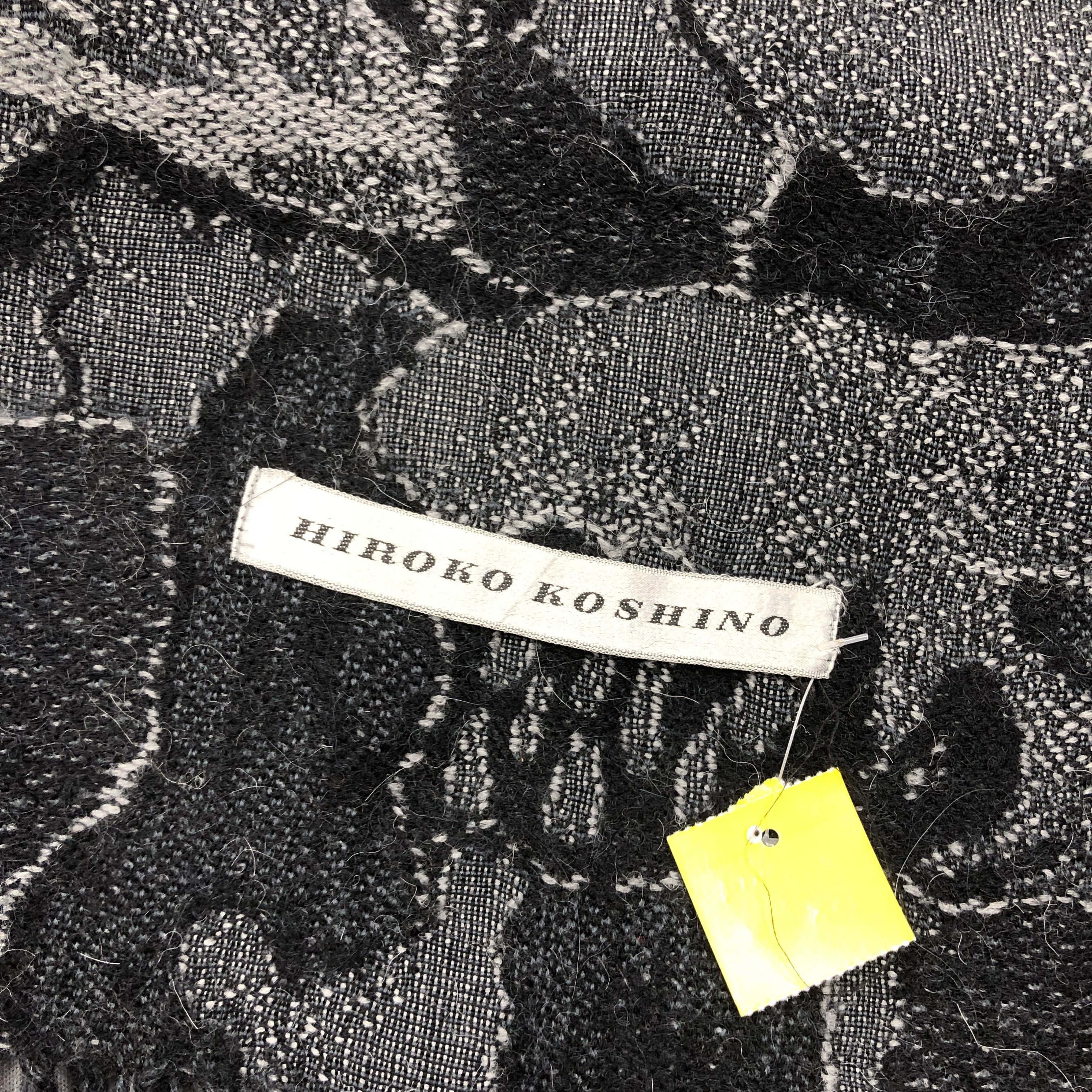 Hiroko Koshino Homme × Vintage Vintage Hiroko Koshino Scarf Muffler Wool Cashmere Scarves Size ONE SIZE - 5 Thumbnail