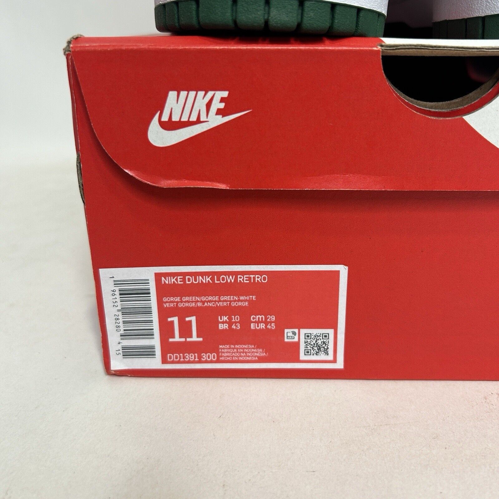 Nike Nike Dunk Low Retro “Miami Hurricanes/Green Orange” 2024 Size US 11 / EU 44 - 5 Thumbnail