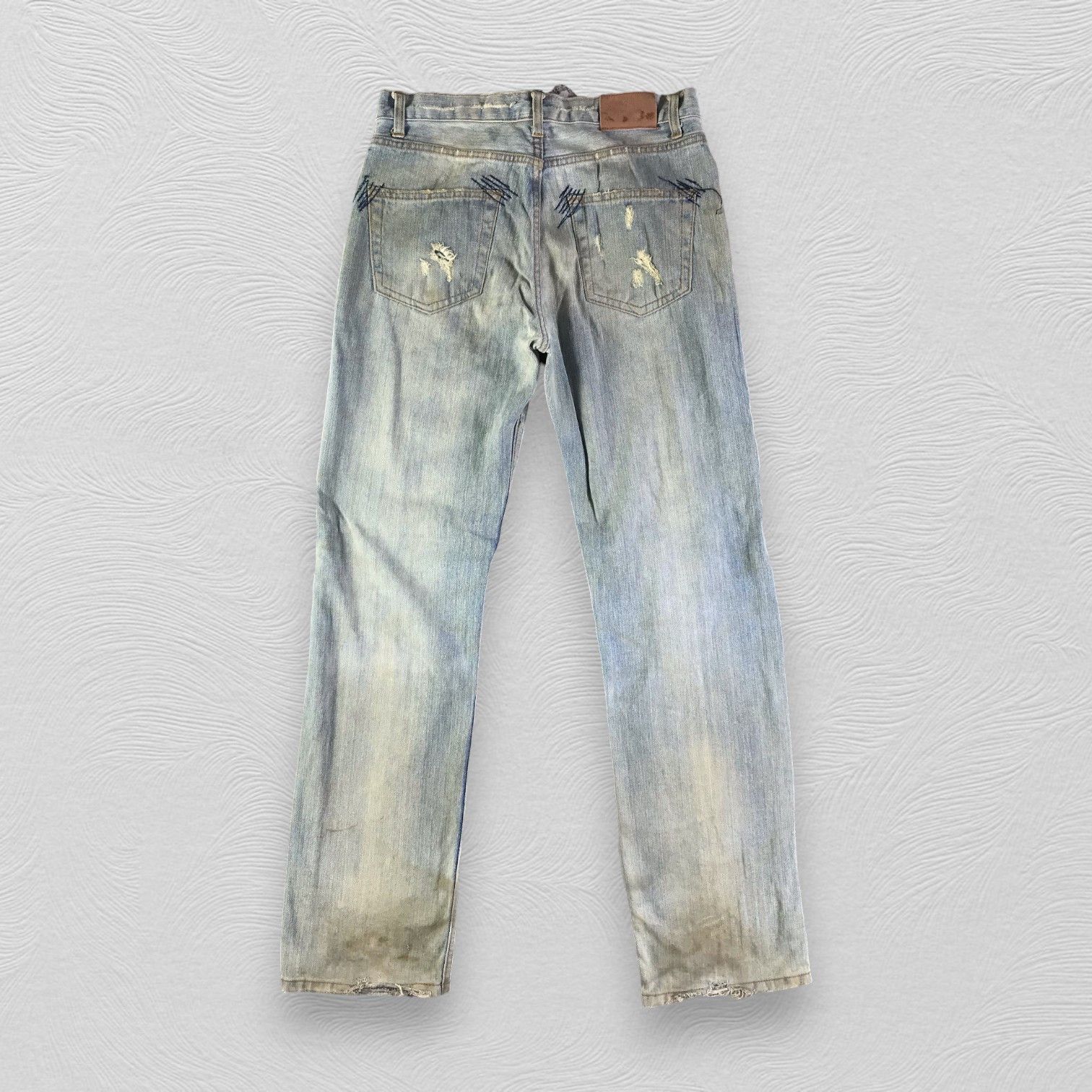 Japanese Brand Nylous Clothing Jeans Ripped Dirty Wash Denim KJ2895 Size US 32 / EU 48 - 2 Thumbnail