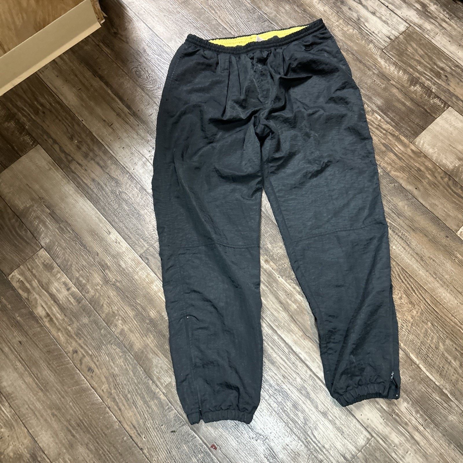 Nike VTG Nike Challenge Court Track Pants Mens Large Agassi Size US 34 / EU 50 - 1 Thumbnail