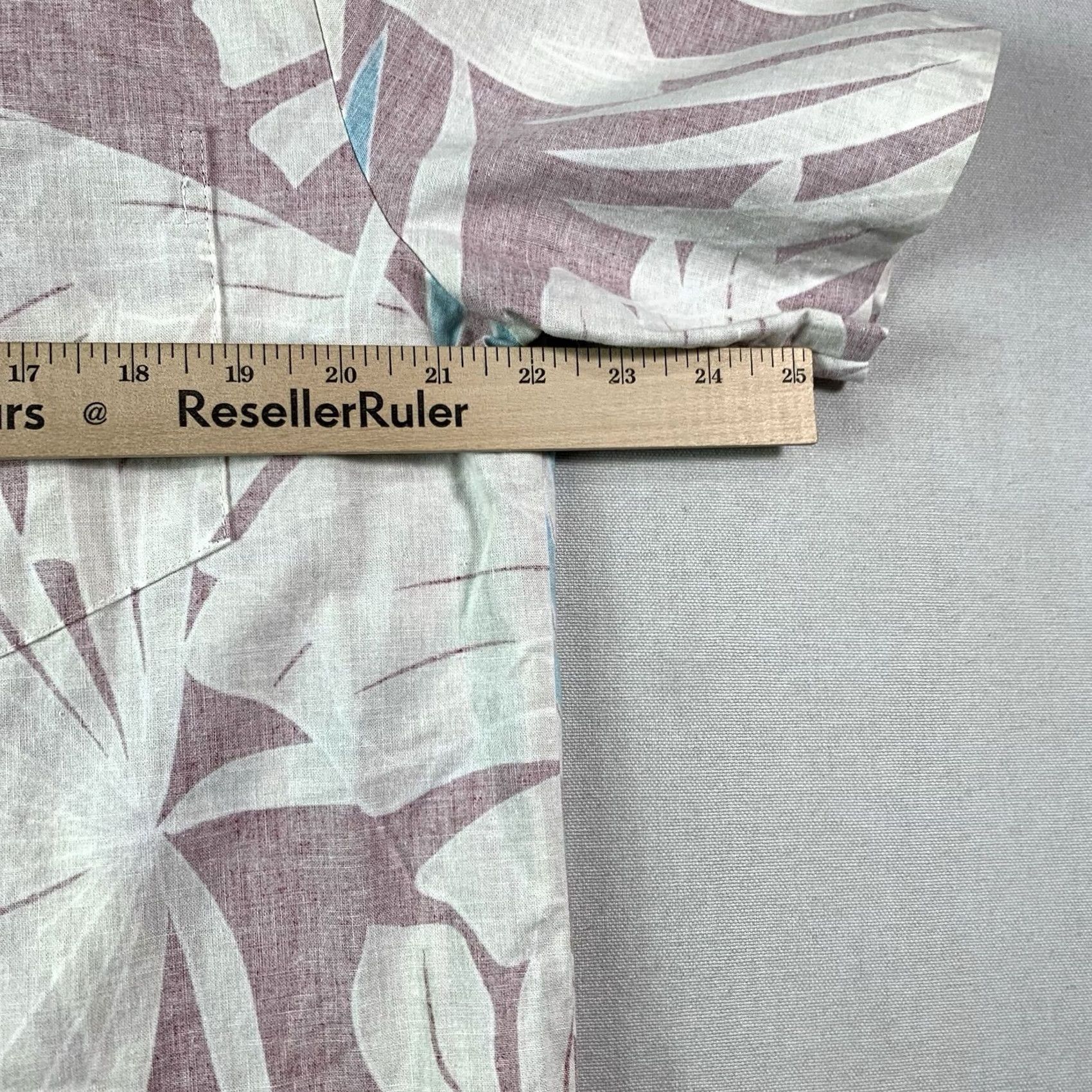 Vintage VINTAGE Rai Nani Hawaiian Shirt XL Red Floral Reverse Print Button-Up Mens XL Short Sleeve Cotton Blend Classic Size US XL / EU 56 / 4 - 5 Thumbnail