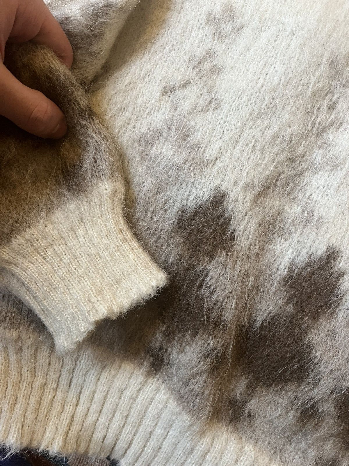 Japanese Brand Rare Vintage 90's wool Fuzzy Knit white Sweater Size US M / EU 48-50 / 2 - 5 Thumbnail