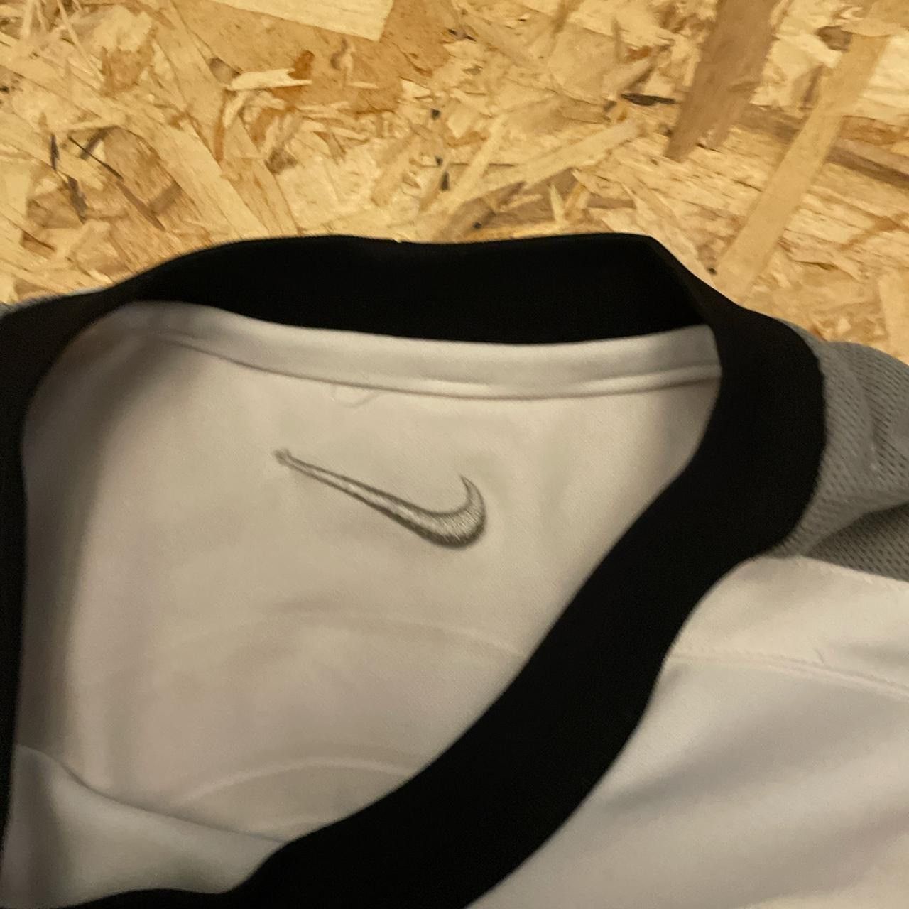 Nike × Vintage Vintage Early 2000s R9 Nike Shirt Size US L / EU 52-54 / 3 - 5 Thumbnail