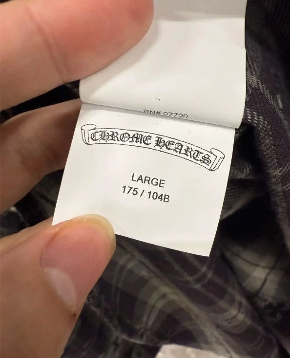 Chrome Hearts chrome hearts black gray cross patch shirt Size US L / EU 52-54 / 3 - 7 Thumbnail