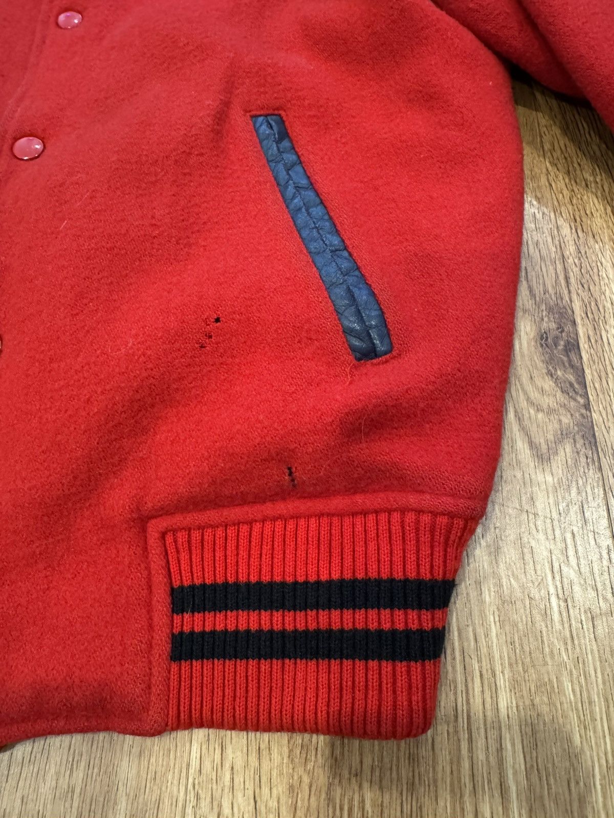 Vintage Vintage Los Angeles Time Varsity Size US L / EU 52-54 / 3 - 5 Thumbnail