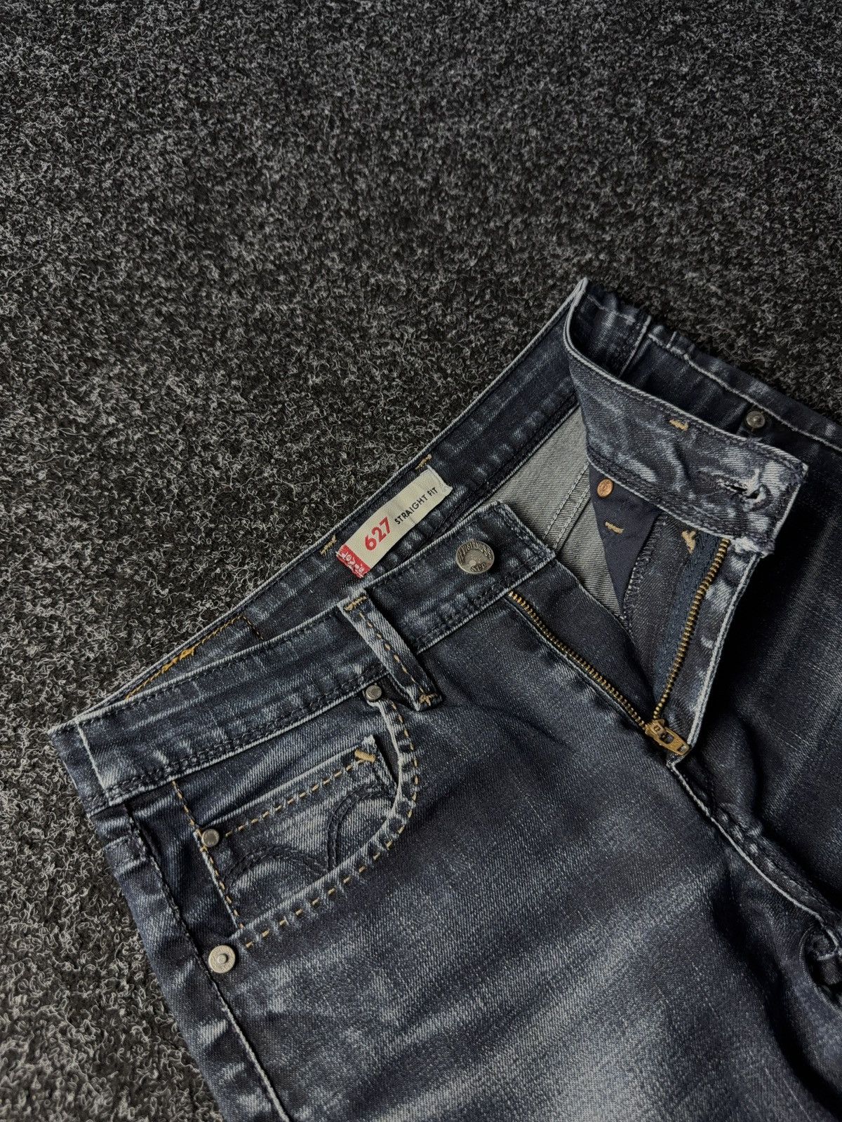 Levi's × Vintage Levi’s 627 Straight Fit Distressed Jeans Y2K Style Size 27" / US 4 / IT 40 - 5 Thumbnail