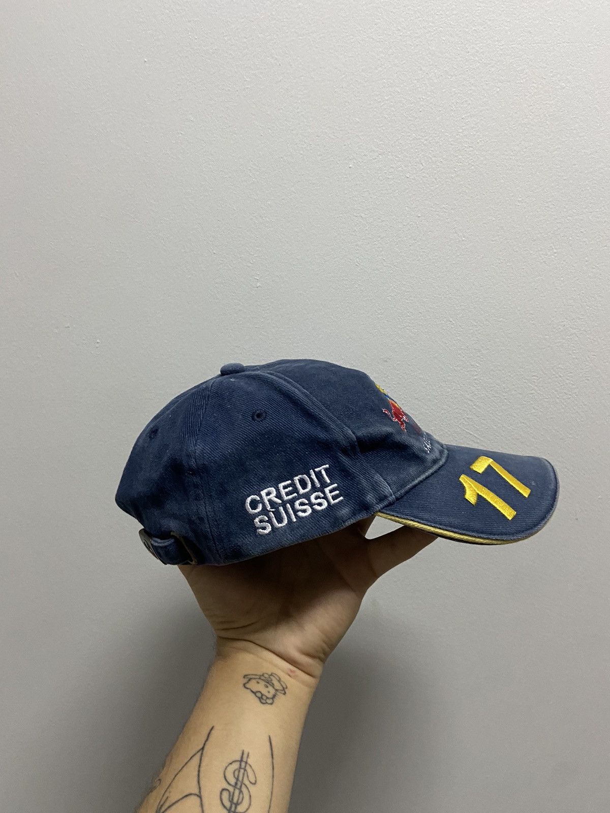 Red Bull × Vintage Red bull sauber Petronas racing cap vintage big logo Size ONE SIZE - 3 Thumbnail
