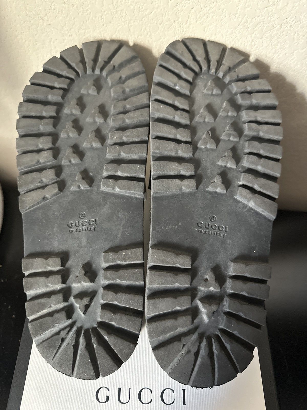 Gucci tiger slides 9 Men main image 2