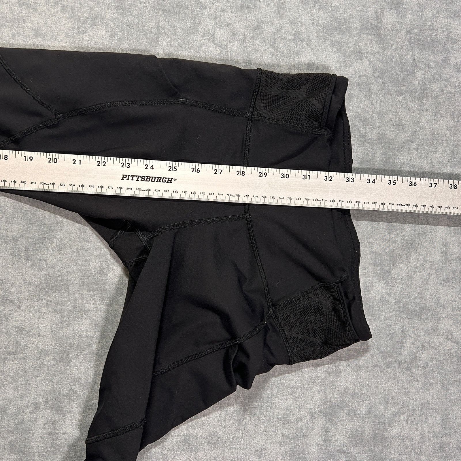 Lululemon Lululemon Inspire Tight abstract mesh panel leggings wms 6 Size 28" / US 6 / IT 42 - 8 Thumbnail