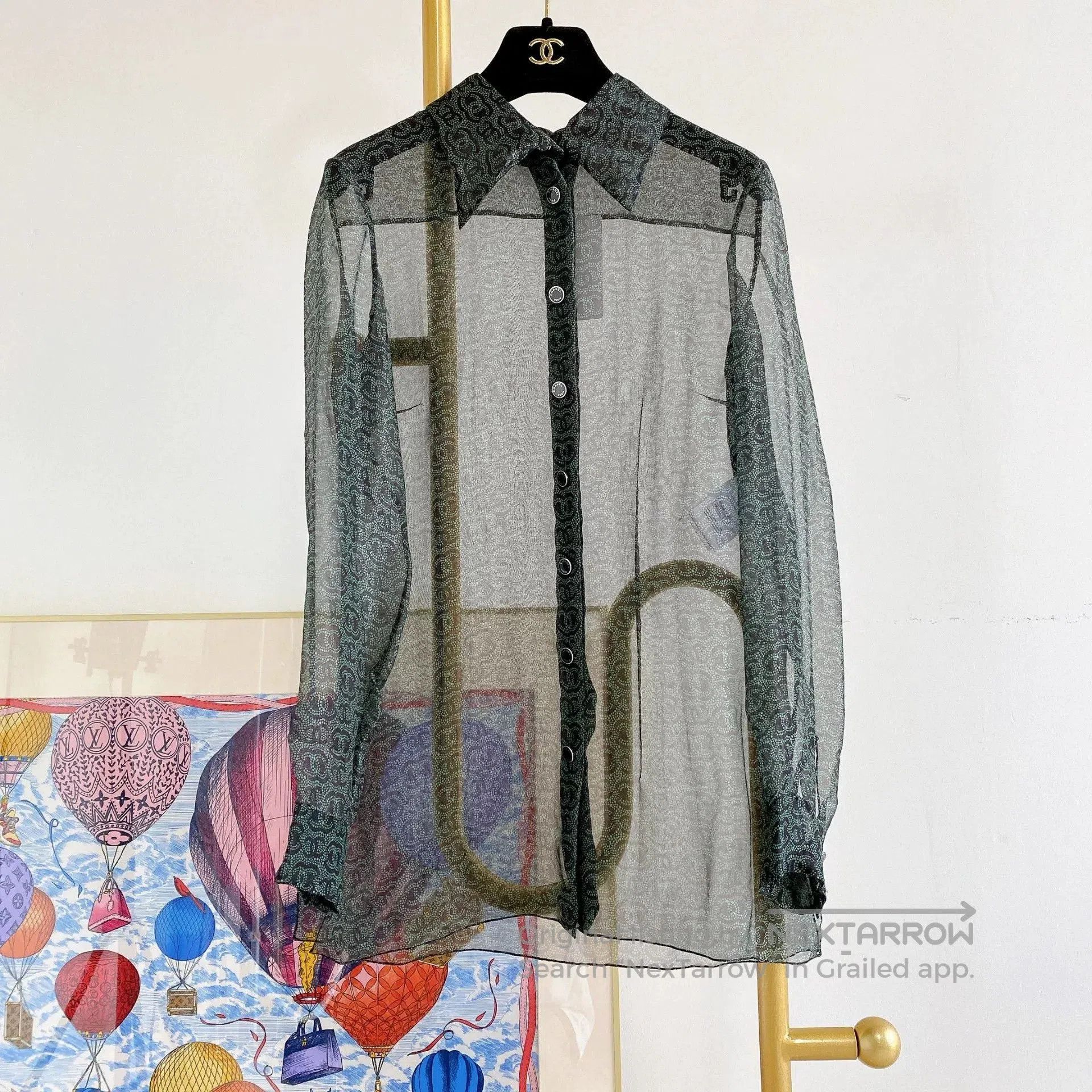 Chanel Chanel Logo Silk Long Sleeve Shirt. Size US S / EU 44-46 / 1 - 1 Thumbnail