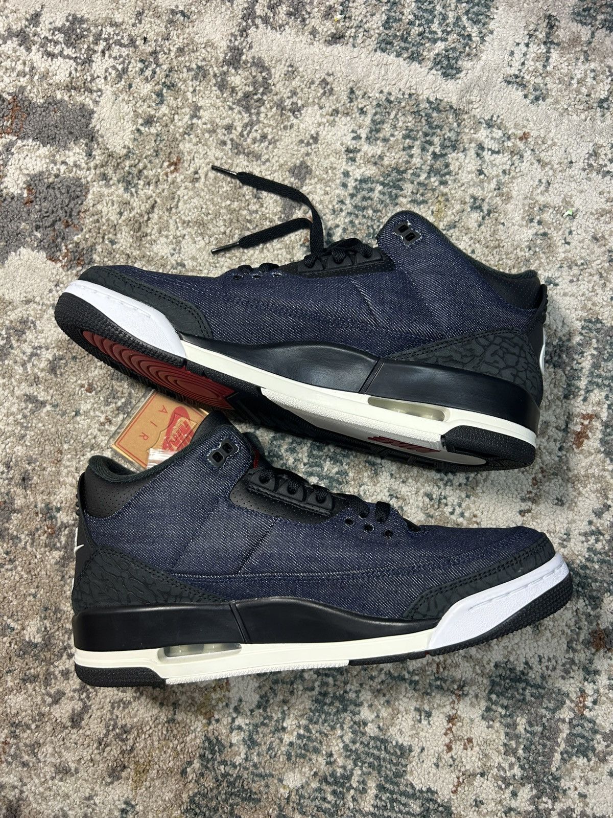 Jordan Brand Jordan 3 Levi Indigo Size US 10 / EU 43 - 2 Thumbnail