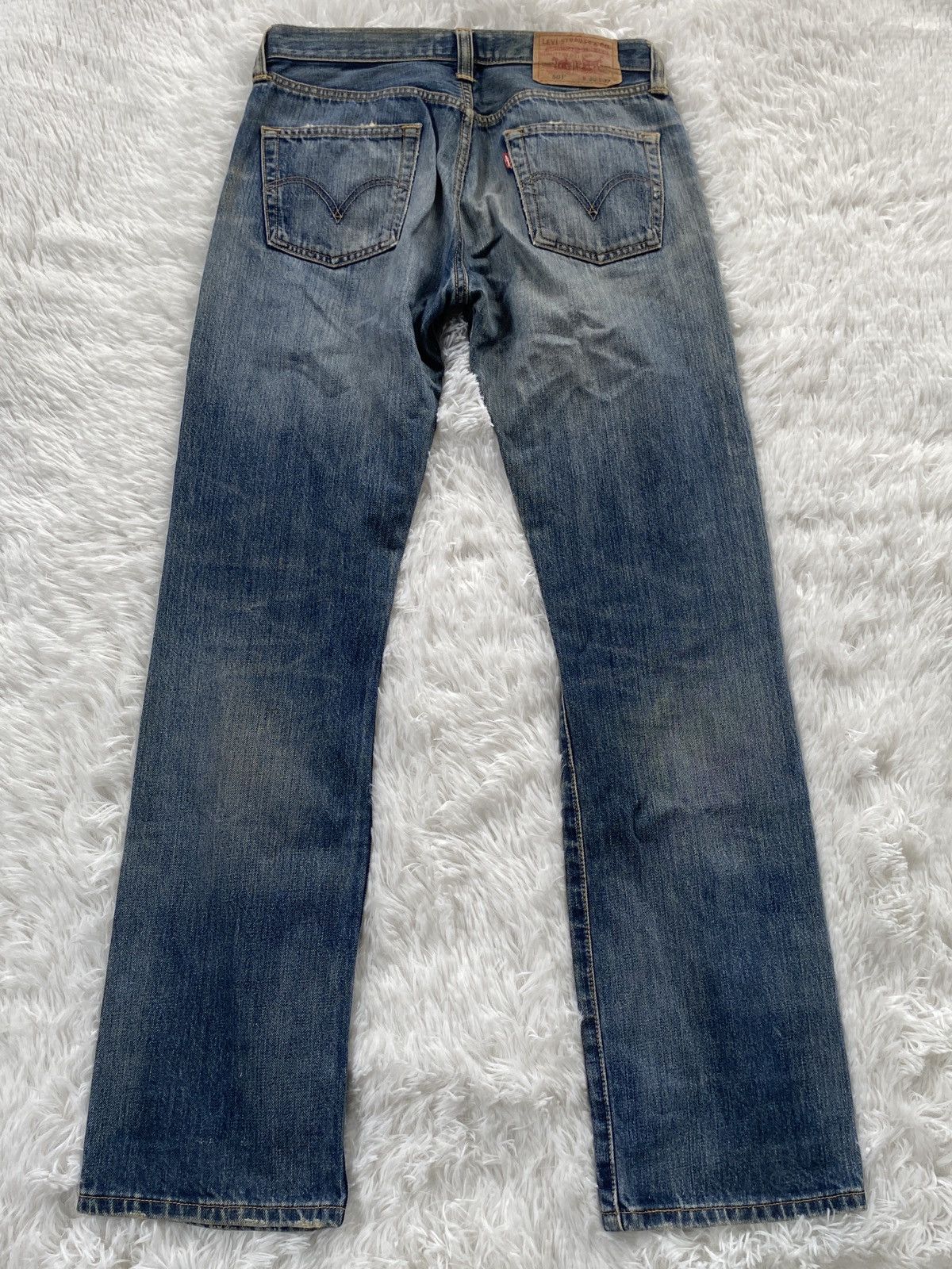 Levi's 🔥BINDING NOW🔥Vintage Levi’s 501 Distressed Jeans Button-fly Size US 30 / EU 46 - 12 Thumbnail