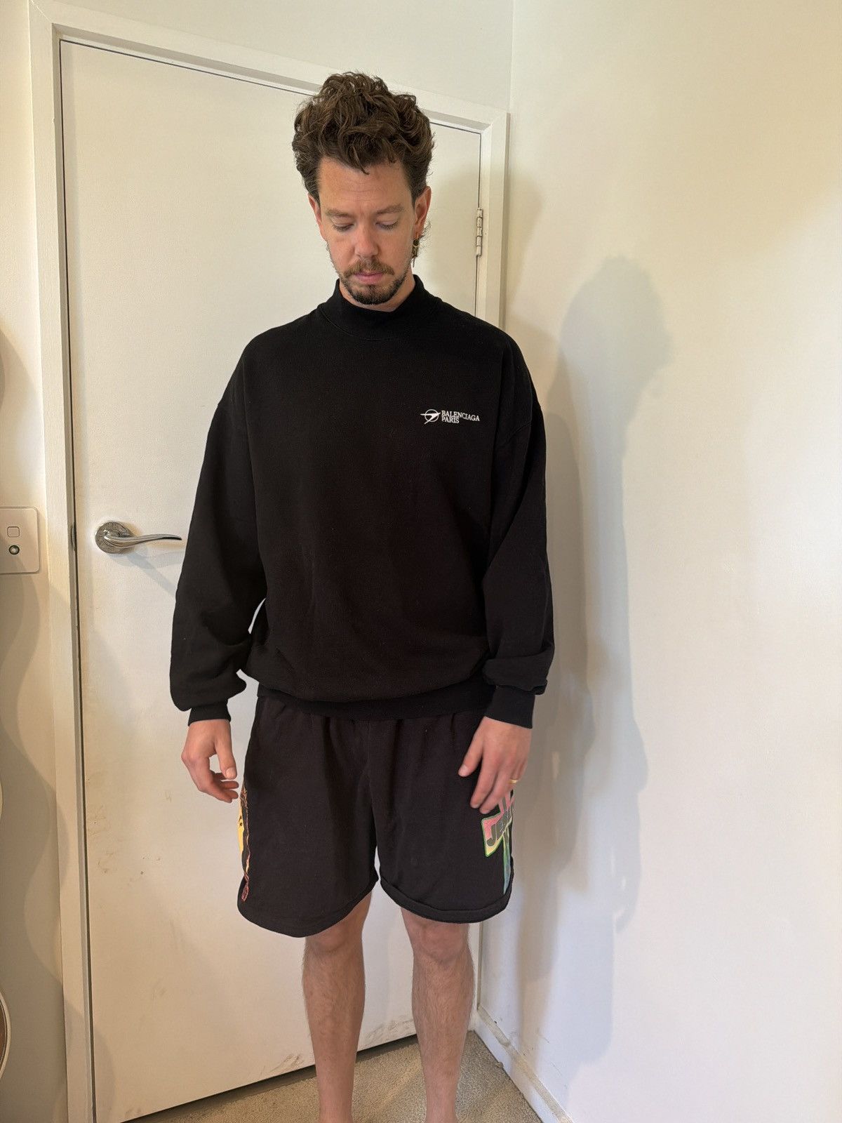 Balenciaga Balenciaga Paris Orbit Logo Sweatshirt Mock Neck Crew Neck Size US L / EU 52-54 / 3 - 7 Thumbnail