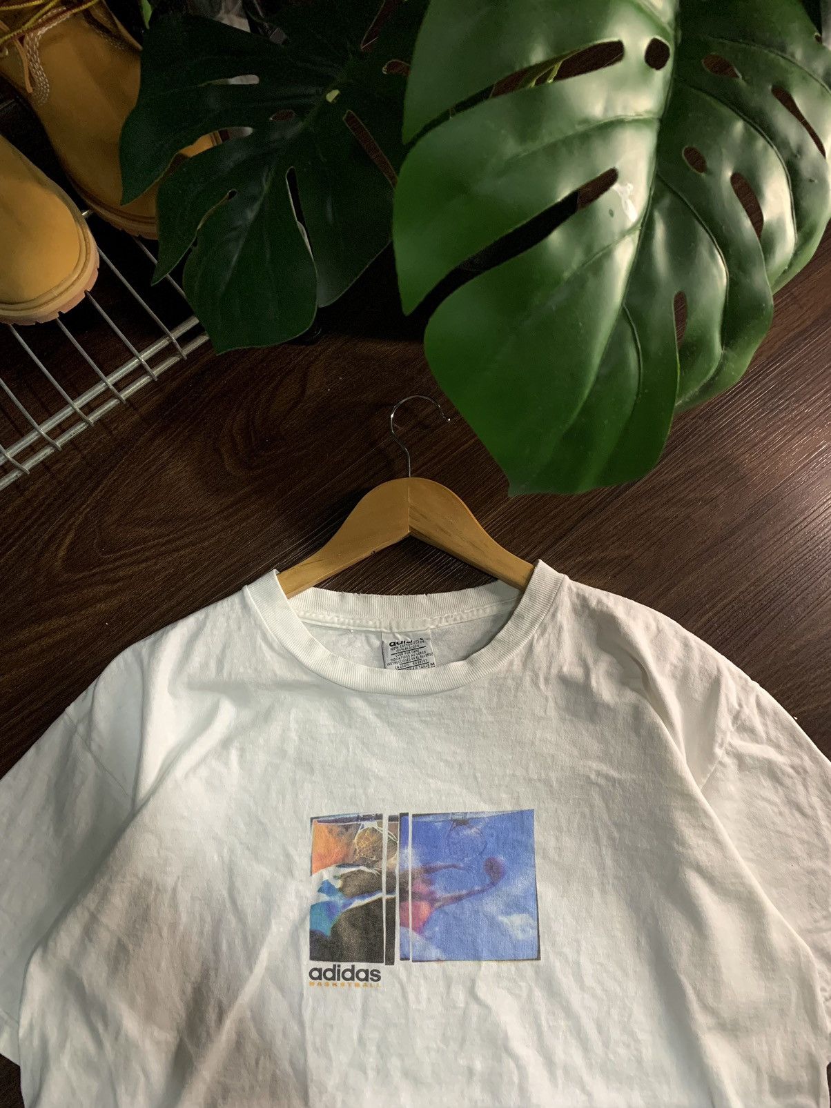 Adidas VINTAGE ADIDAS BASKETBALL PHOTOTEE Size US M / EU 48-50 / 2 - 5 Thumbnail
