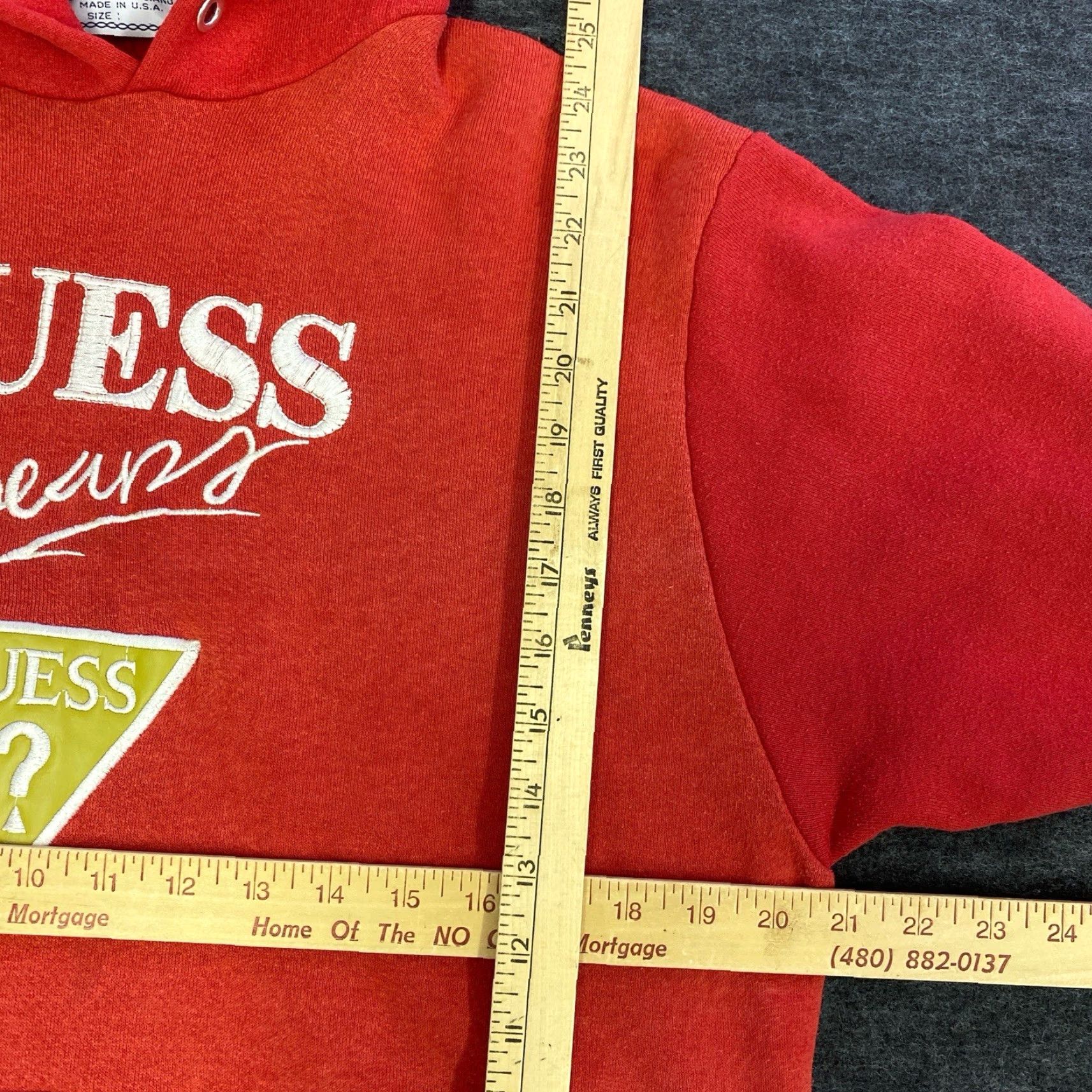 Guess VINTAGE GUESS Hoodie Red S Unisex Adults Small Crew Neck Long Sleeve Logo Graphic Print 90s Sports City Hip Hop Retro College USA - Mens/Womens Size US S / EU 44-46 / 1 - 2 Thumbnail