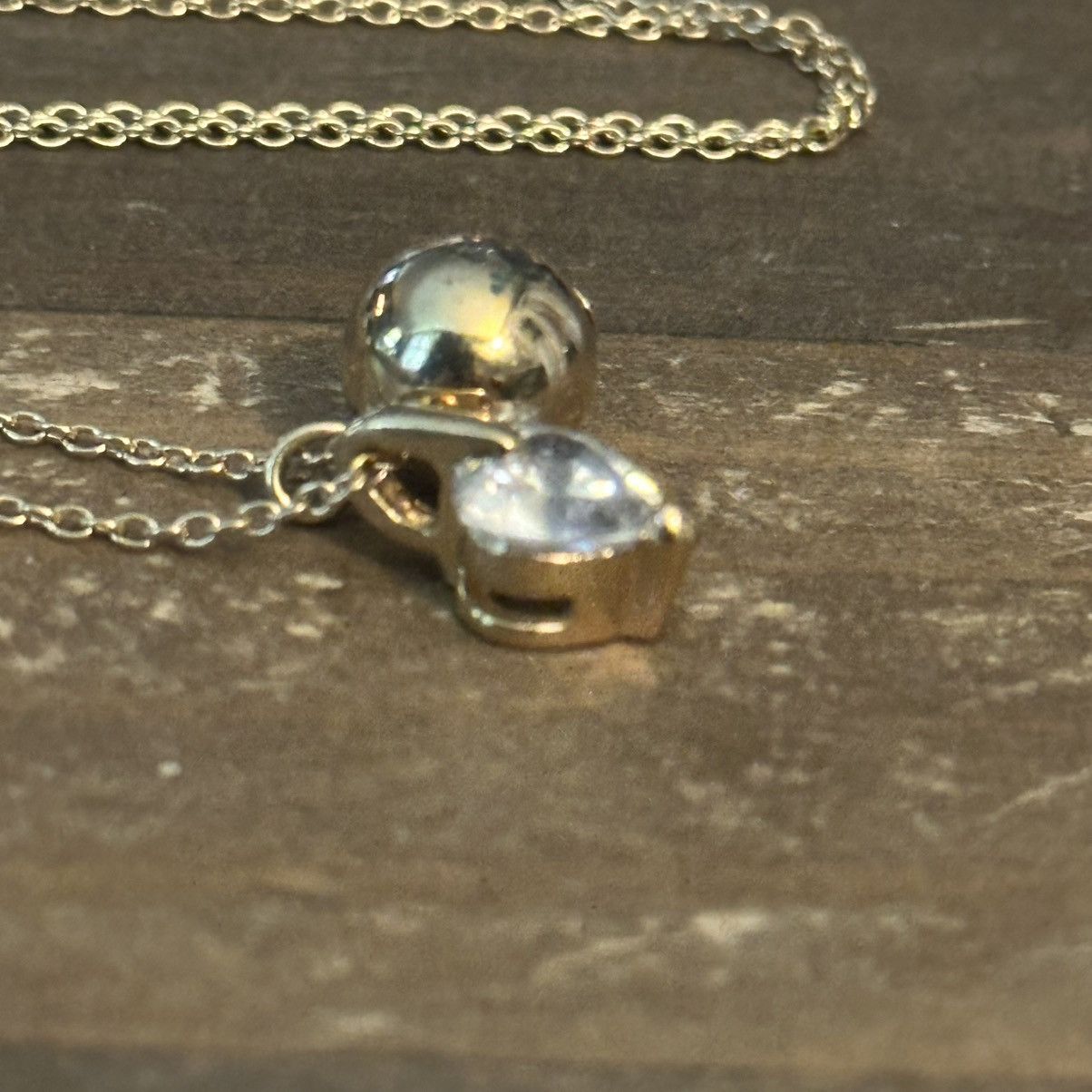 Other Gold tone rhinestone heart and ball pendant necklace Size ONE SIZE - 3 Thumbnail