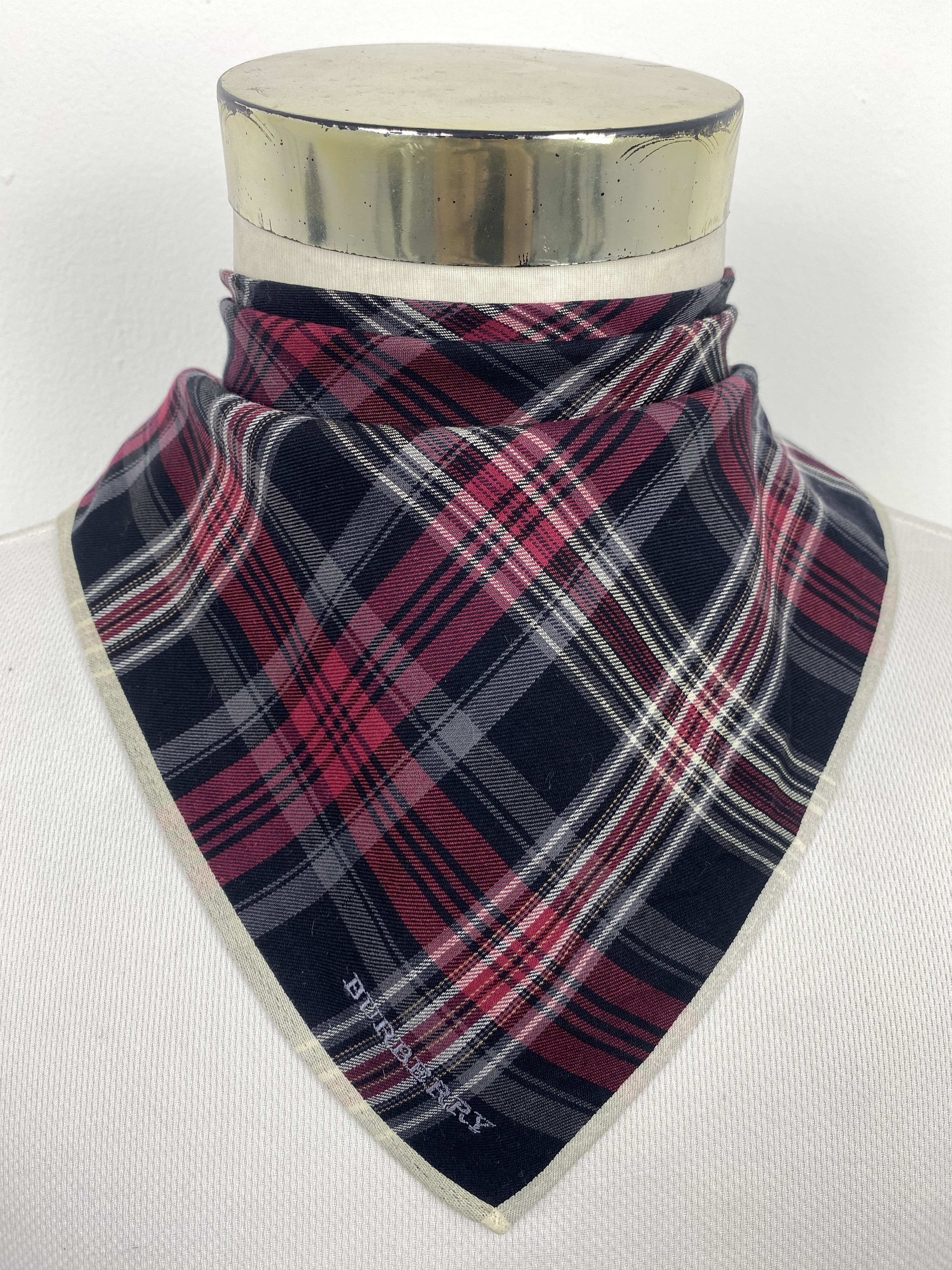 Burberry Vintage Burberry Handkerchief / Neckerchief KT0304 Size ONE SIZE - 1 Thumbnail