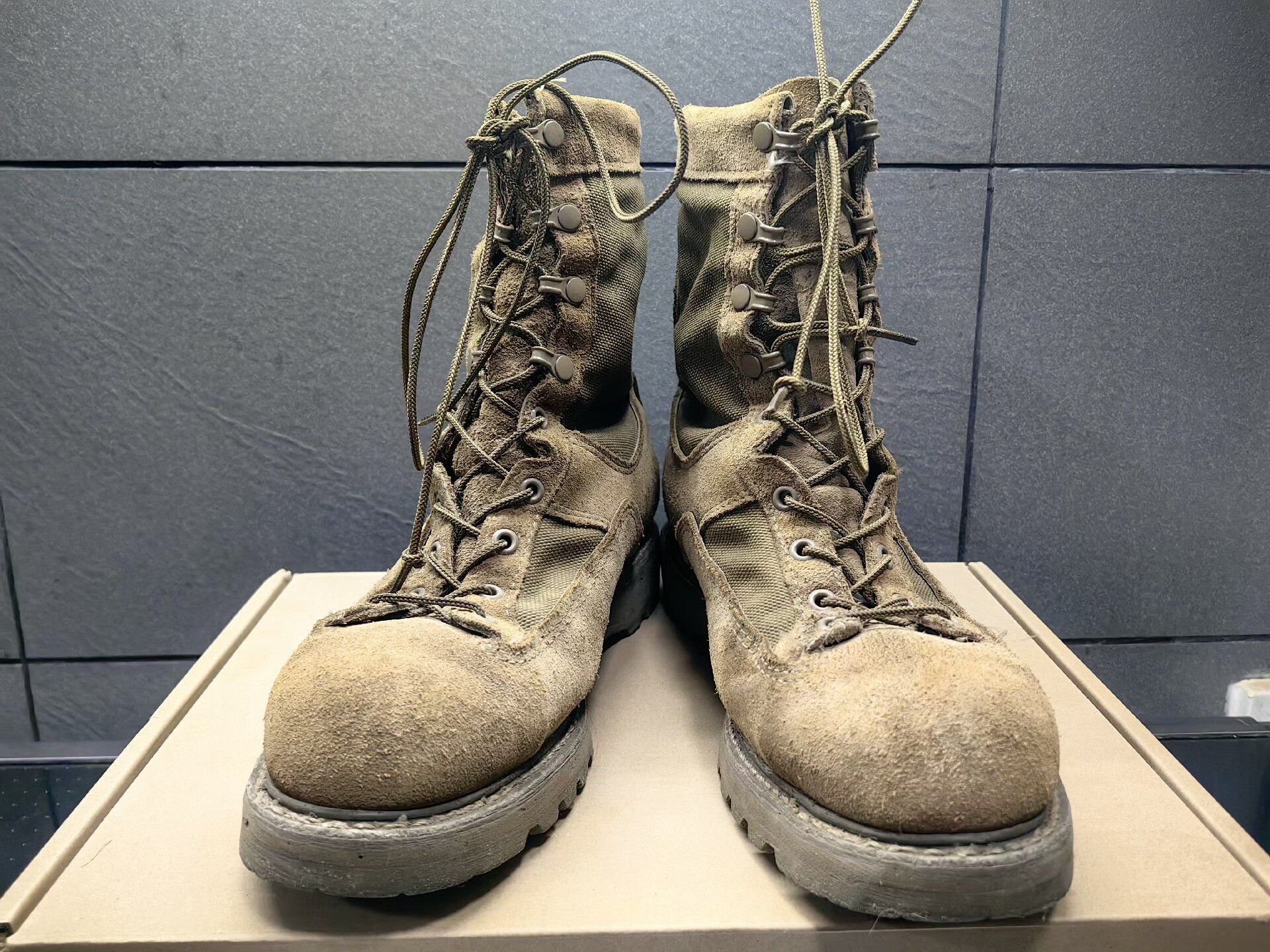 Danner Matterhorn GORE-TEX Waterproof Combat Boots Size US 9 / EU 42 - 1 Thumbnail