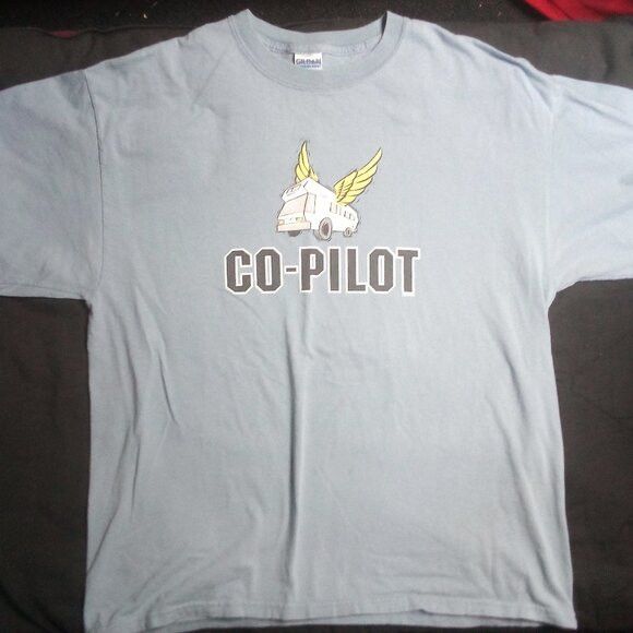 Gildan Vintage Y2K Co-Pilot RV Camper T-Shirt Size US XL / EU 56 / 4 - 2 Thumbnail