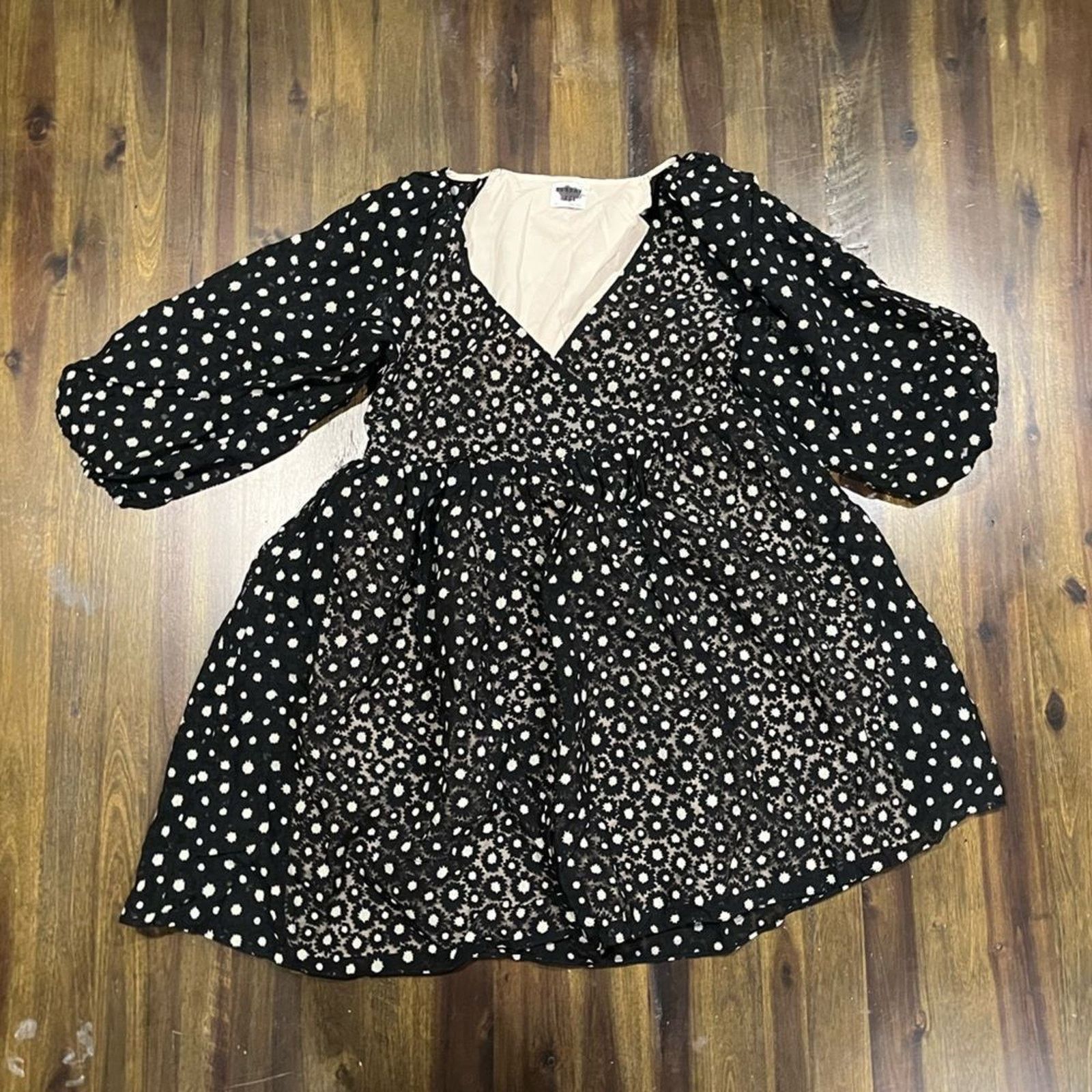 Vintage Sunday Best Aritzia Bonita Mini Babydoll Dress - Size XXS Size XS / US 0-2 / IT 36-38 - 1 Thumbnail