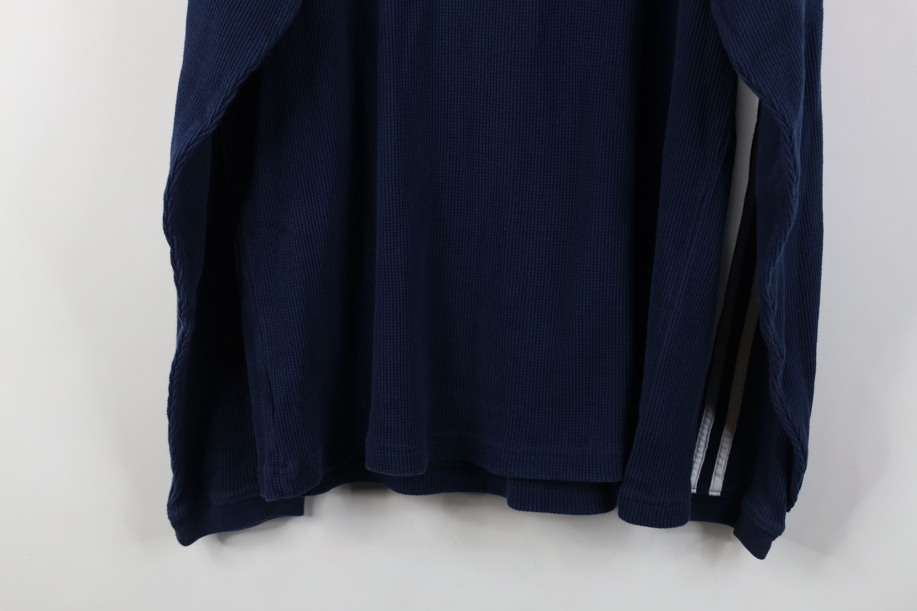 Adidas Vintage Adidas Basketball Thermal Waffle Knit T-Shirt Blue Size US XL / EU 56 / 4 - 13 Thumbnail