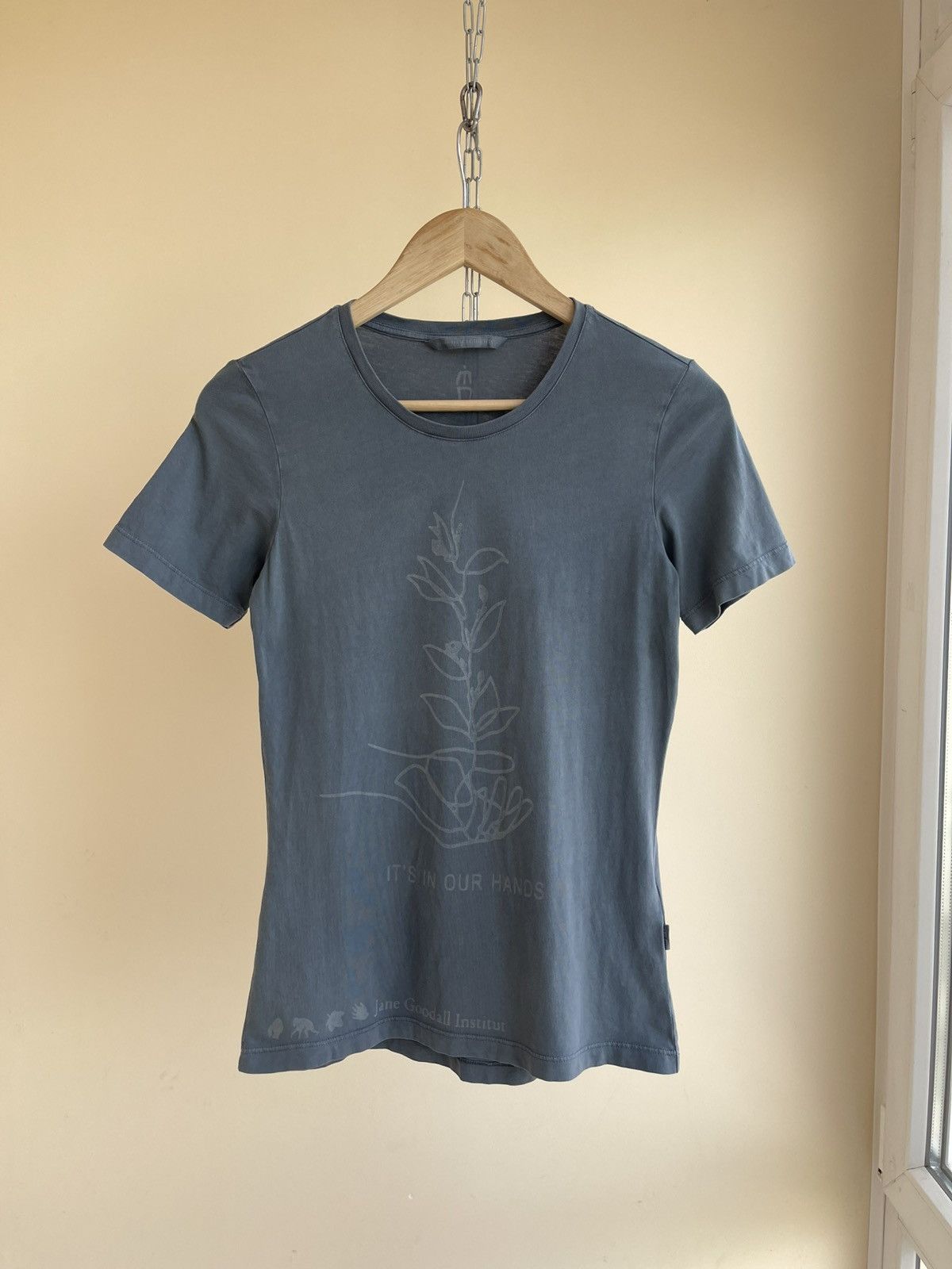 Other Jane Goodall x Elemente Clemente It’s In Our Hands T-Shirt Size XS / US 0-2 / IT 36-38 - 1 Thumbnail