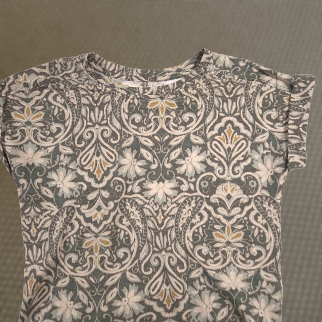 Vintage Cupio Shirt Womens Small Green Paisley Crew Neck Cap Sleeve Tee Top Stretch Shirt Size S / US 4 / IT 40 - 1 Thumbnail