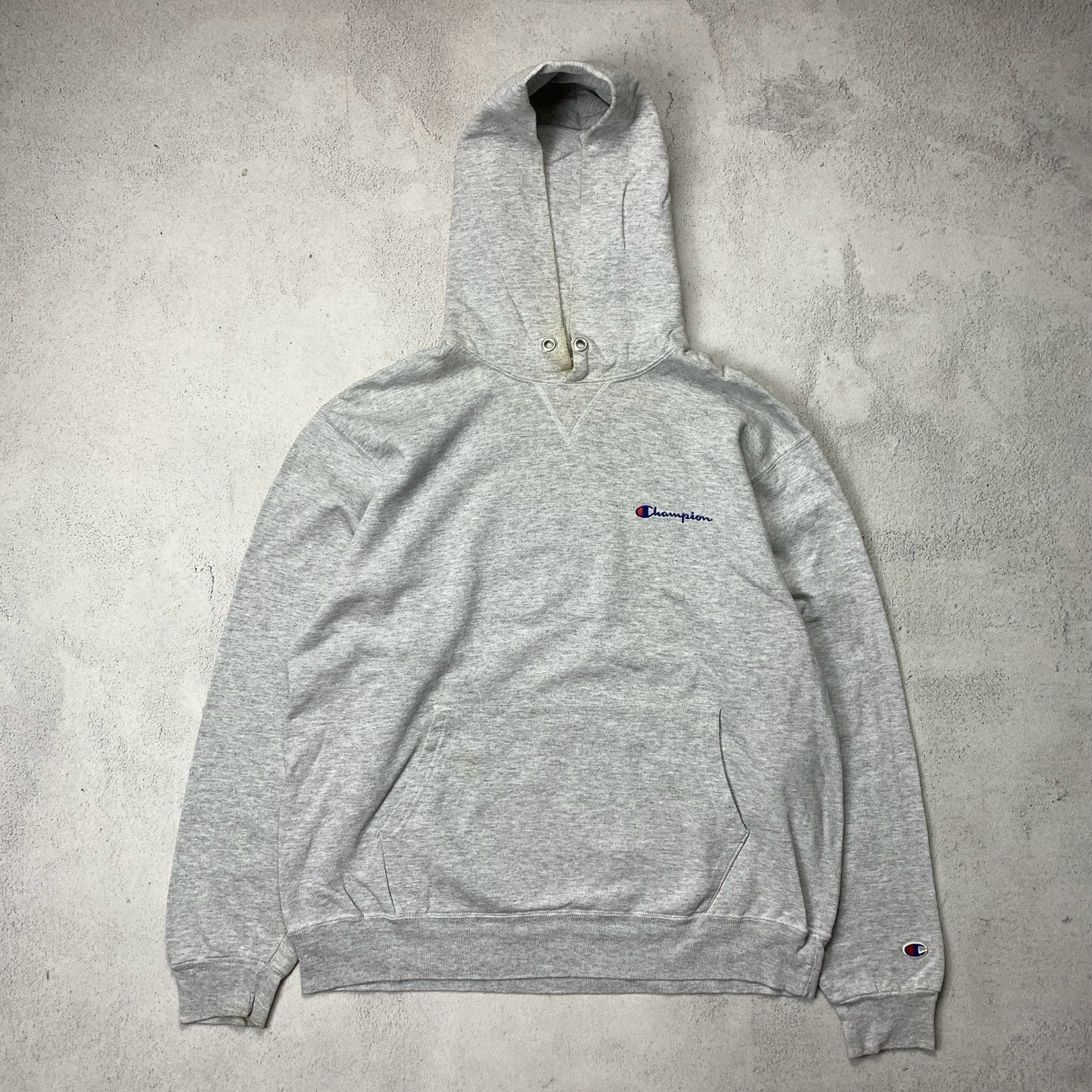 Champion Vintage Champion Basic Logo Hoodie Size US L / EU 52-54 / 3 - 1 Thumbnail