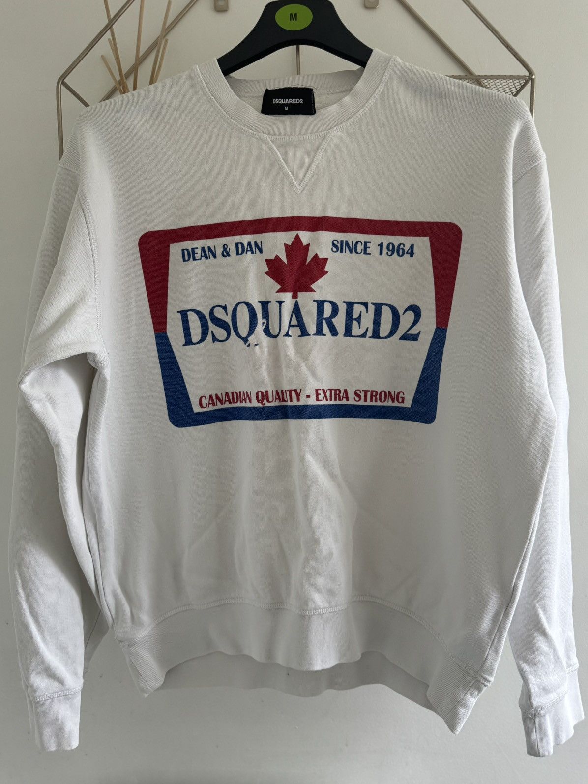 Designer × Dsquared2 It’s the Dsquared2 White "Superior" Graphic Sweatshirt Size US M / EU 48-50 / 2 - 1 Thumbnail