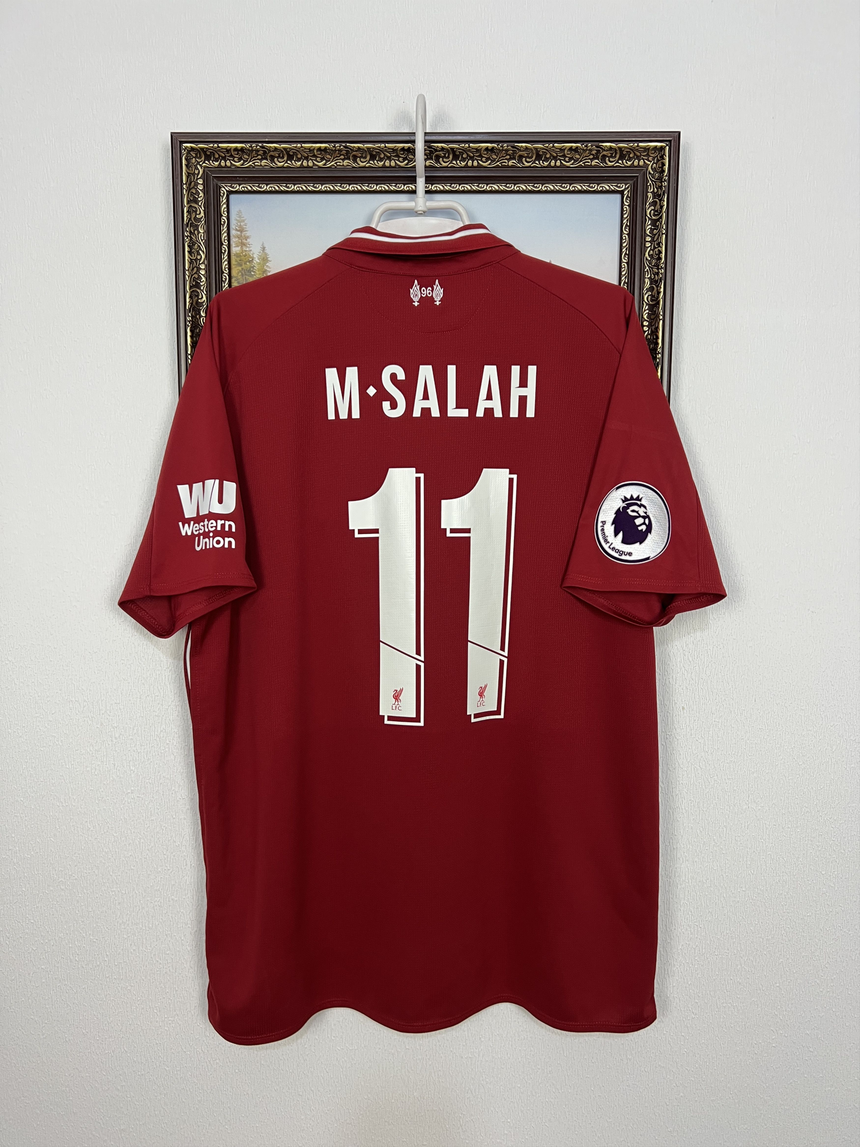Liverpool Home football shirt 2018 Soccer #11 Salah Jersey