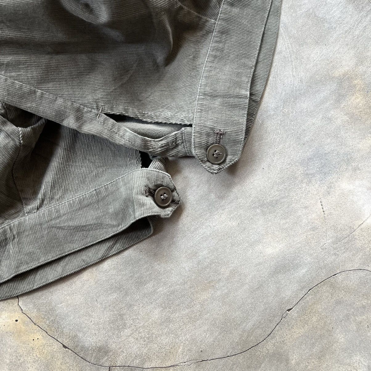 Issey Miyake Vintage Ne-Net Sherpa Pocket Buckle Back Short Pants Size US 32 / EU 48 - 5 Thumbnail