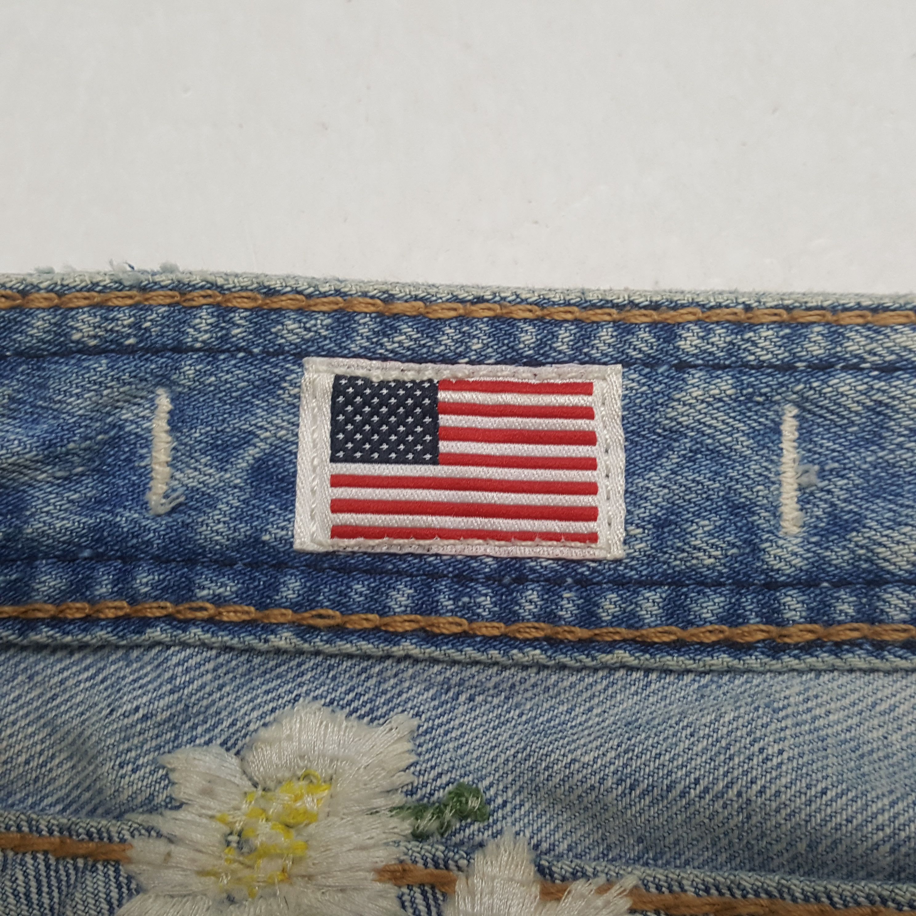 True Religion True Religion Bootcut Fashion Style Jeans C297N7 Size 28" / US 6 / IT 42 - 16 Thumbnail