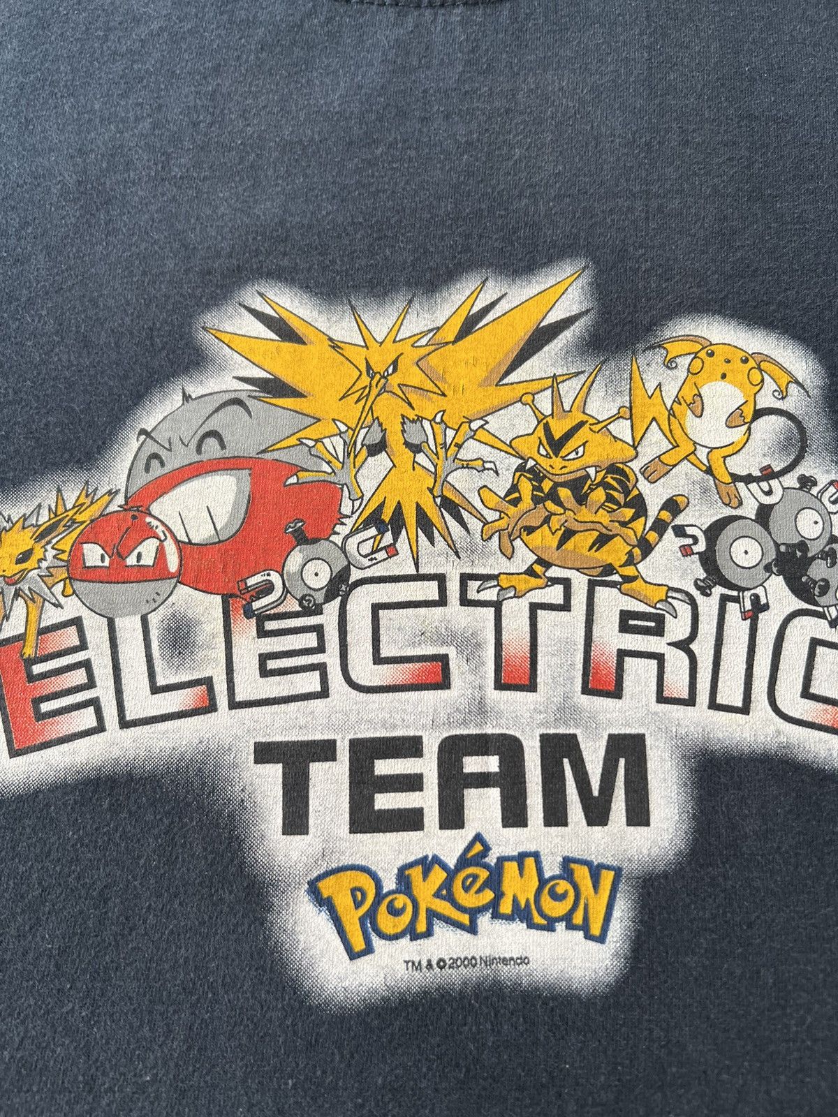 Vintage Vintage 2000 Pokemon Electric Team Nintendo Cartoon T-shirt Size US XS / EU 42 / 0 - 8 Thumbnail