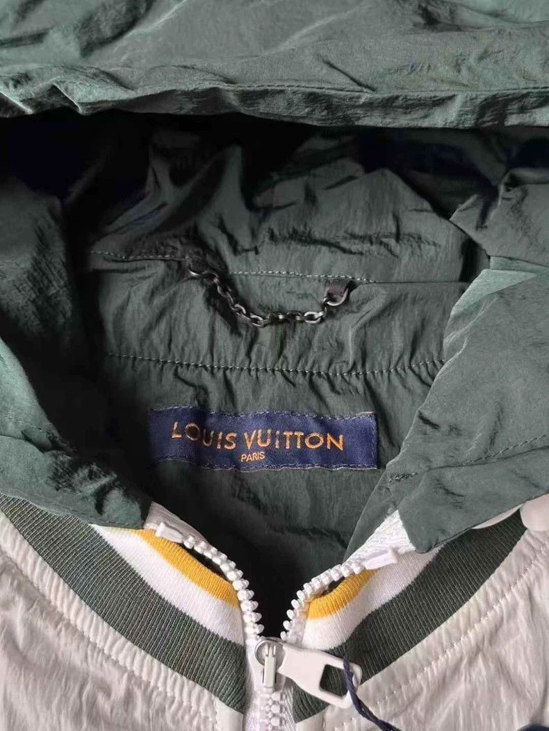 Louis Vuitton Louis Vuitton Fake two assault jacket Size US L / EU 52-54 / 3 - 3 Thumbnail