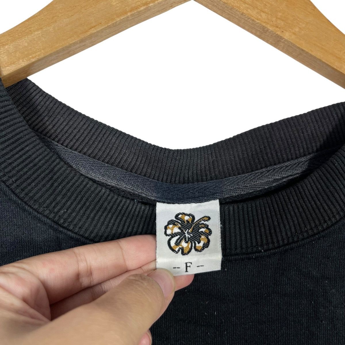 Vintage Sunset Wave Big Hibiscus Back Logo Crewneck Sweatshirt Black Size M / US 6-8 / IT 42-44 - 3 Thumbnail