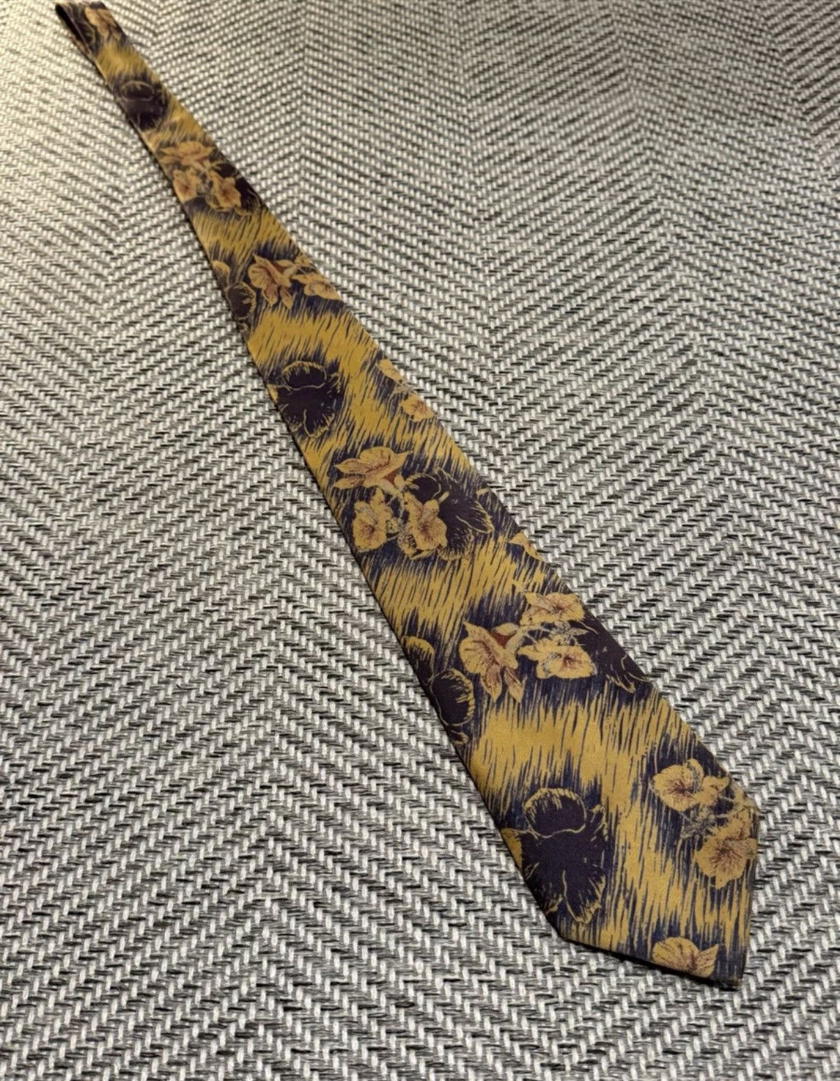 Jean Paul Gaultier Jean Paul Gaultier Hand-Painted Style Floral Print Tie K24 Size ONE SIZE - 2 Thumbnail
