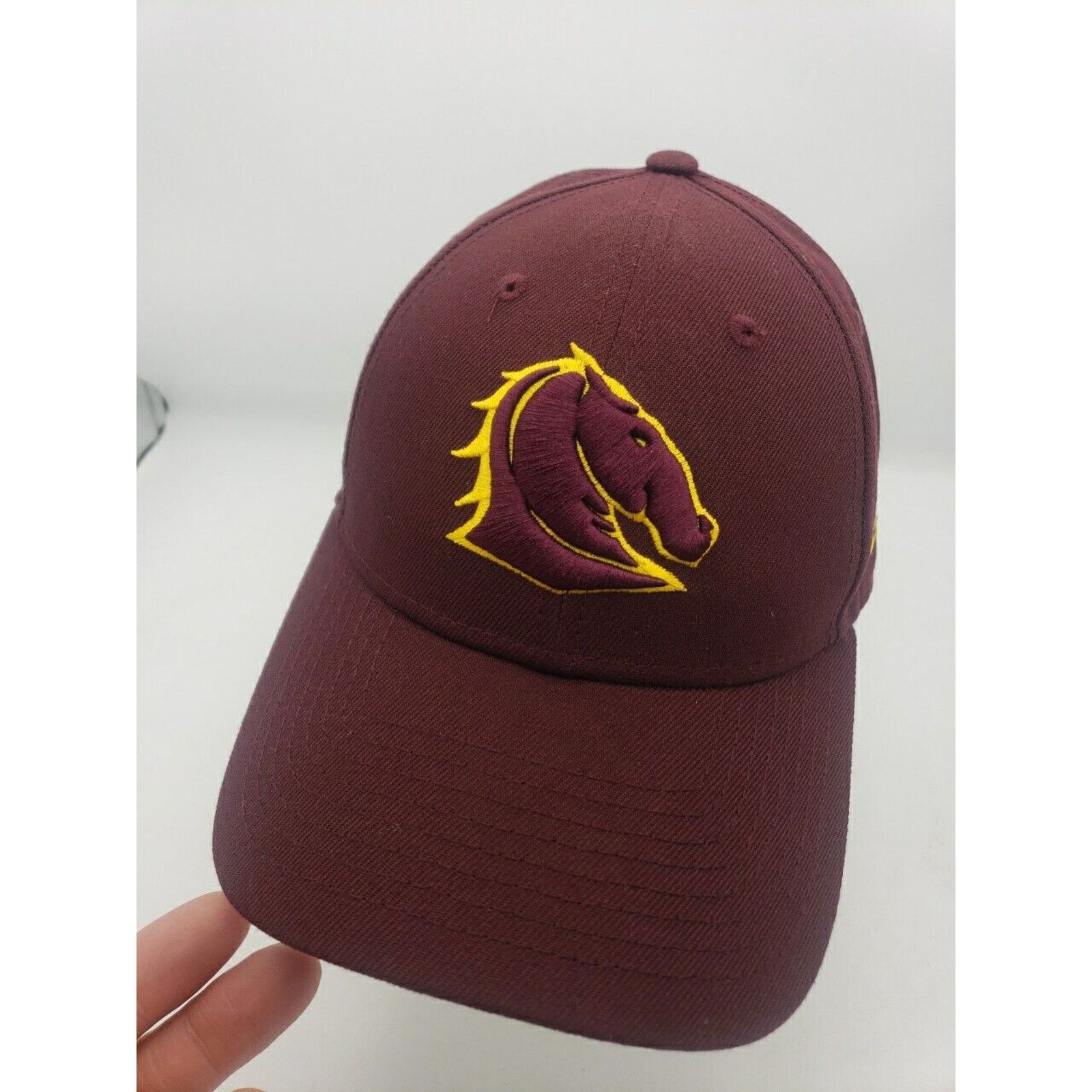Other New Era Brisbane Broncos NRL Team Supporter Cap Hat 2004 Size ONE SIZE - 2 Thumbnail