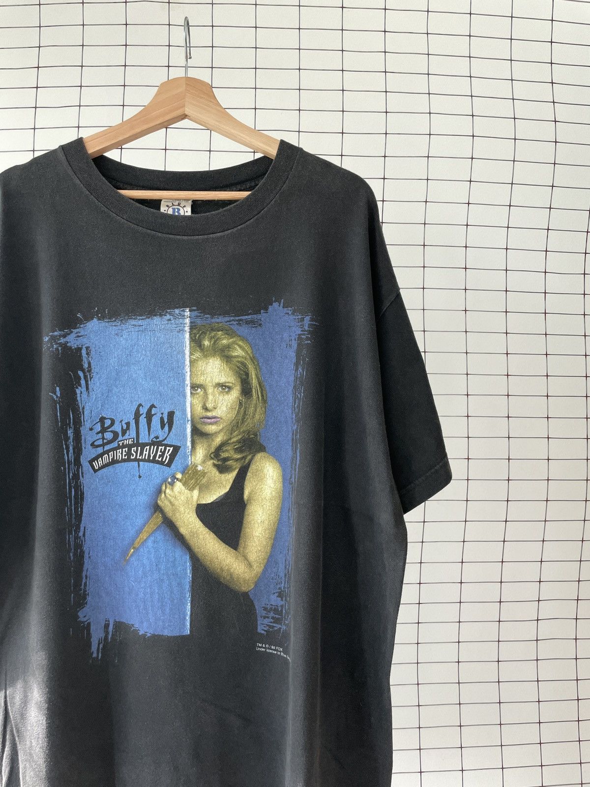 Vintage Vintage Buffy The Vampire Slayer T-Shirt Size US XL / EU 56 / 4 - 9 Thumbnail
