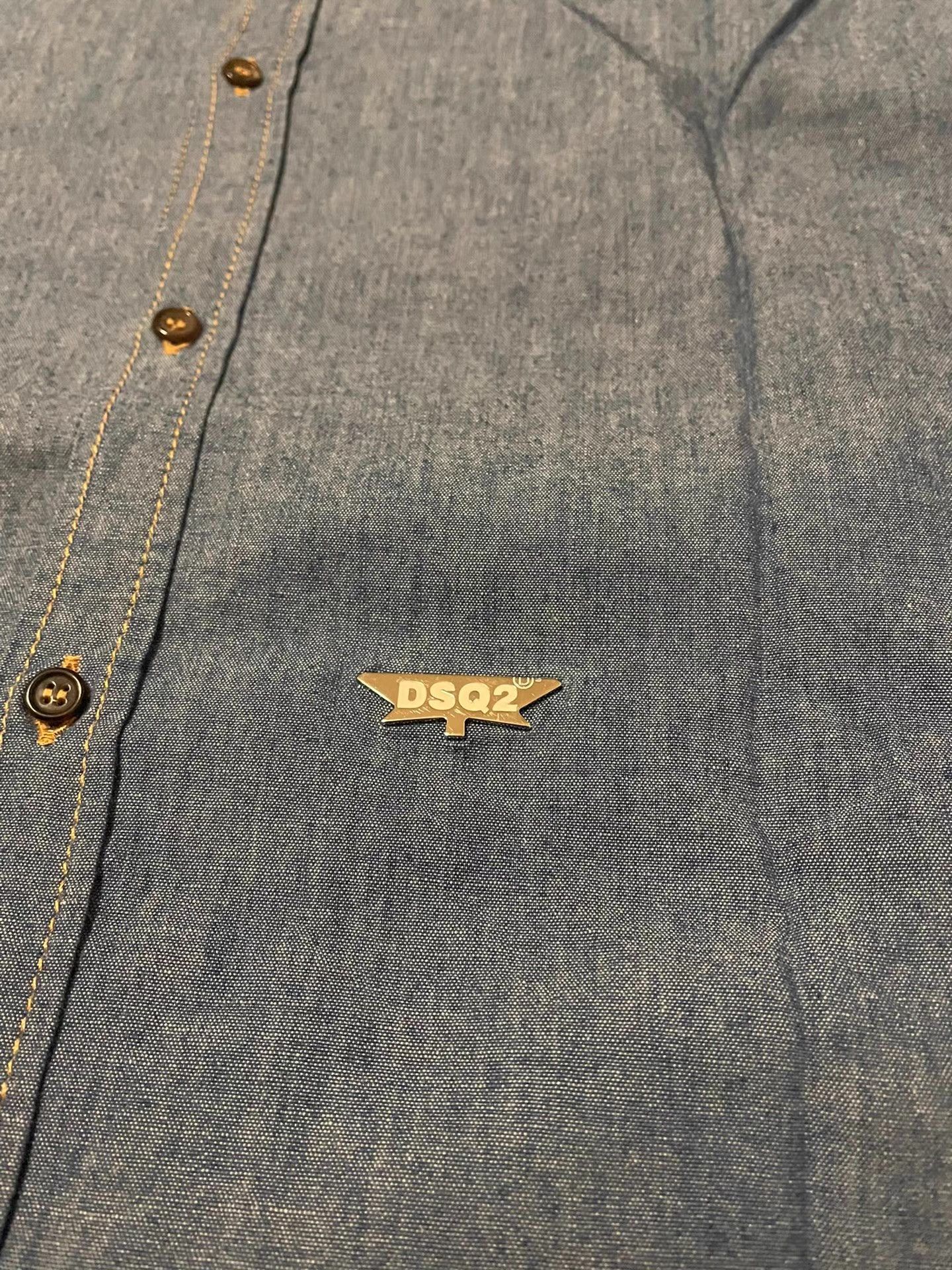 Dsquared2 Brand new DSquared2 D2 blue denim shirt Q4 Size US M / EU 48-50 / 2 - 4 Thumbnail