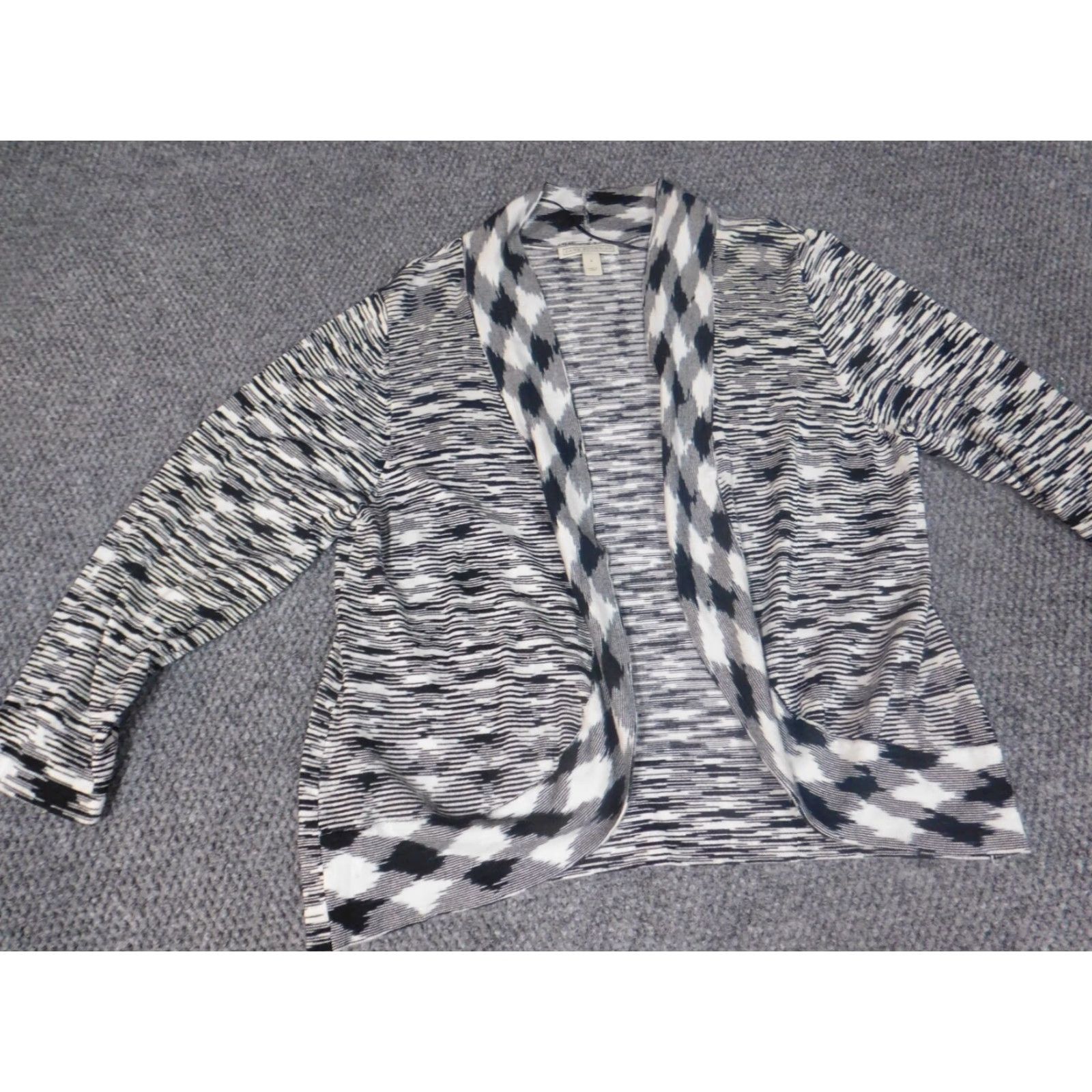 Vintage Dana Buchman Womens Sweater Cardigan L Gray Open Crew Neck Long Sleeve Knitted Rayon Embroidered Classic Regular Knit Machine Washable Size L / US 10 / IT 46 - 4 Thumbnail
