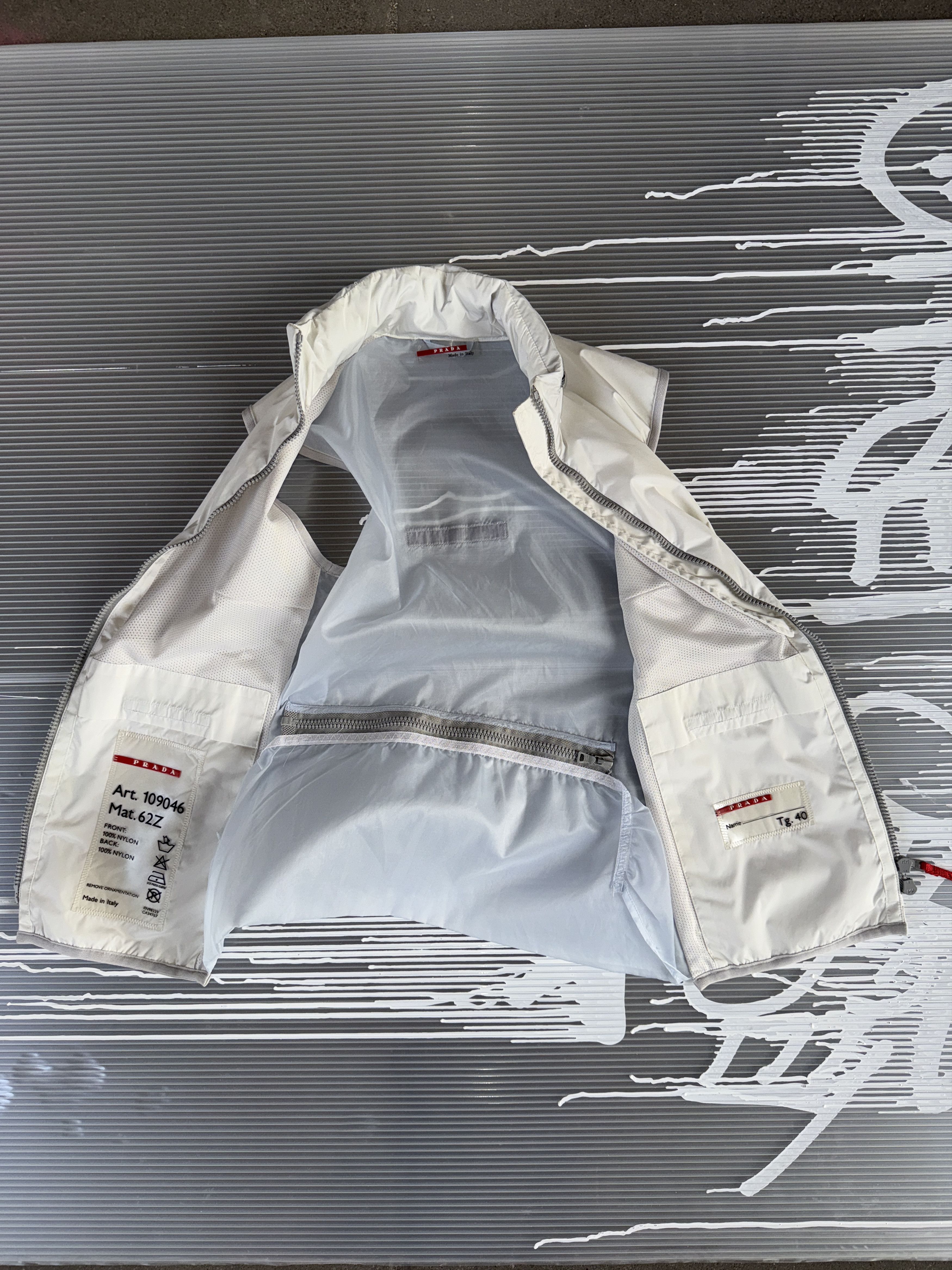 Prada Prada nylon vest - S Size S / US 4 / IT 40 - 5 Thumbnail