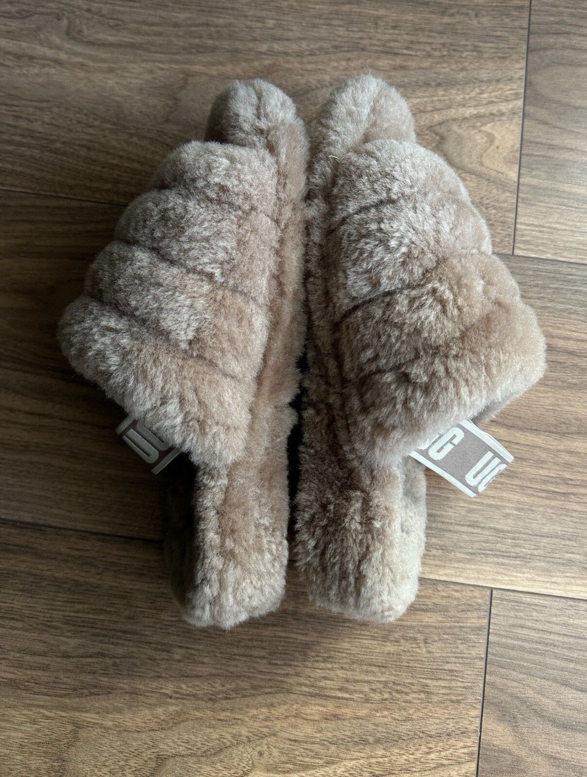 Ugg UGG Womens Fluff Yeah Slide Beige Size 38 UK5 US7 Size US 8 / IT 38 - 2 Thumbnail